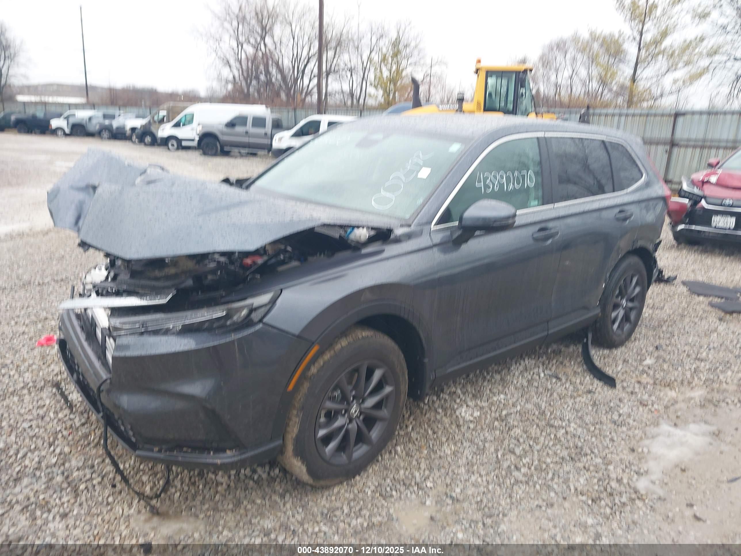HONDA CR-V image 2