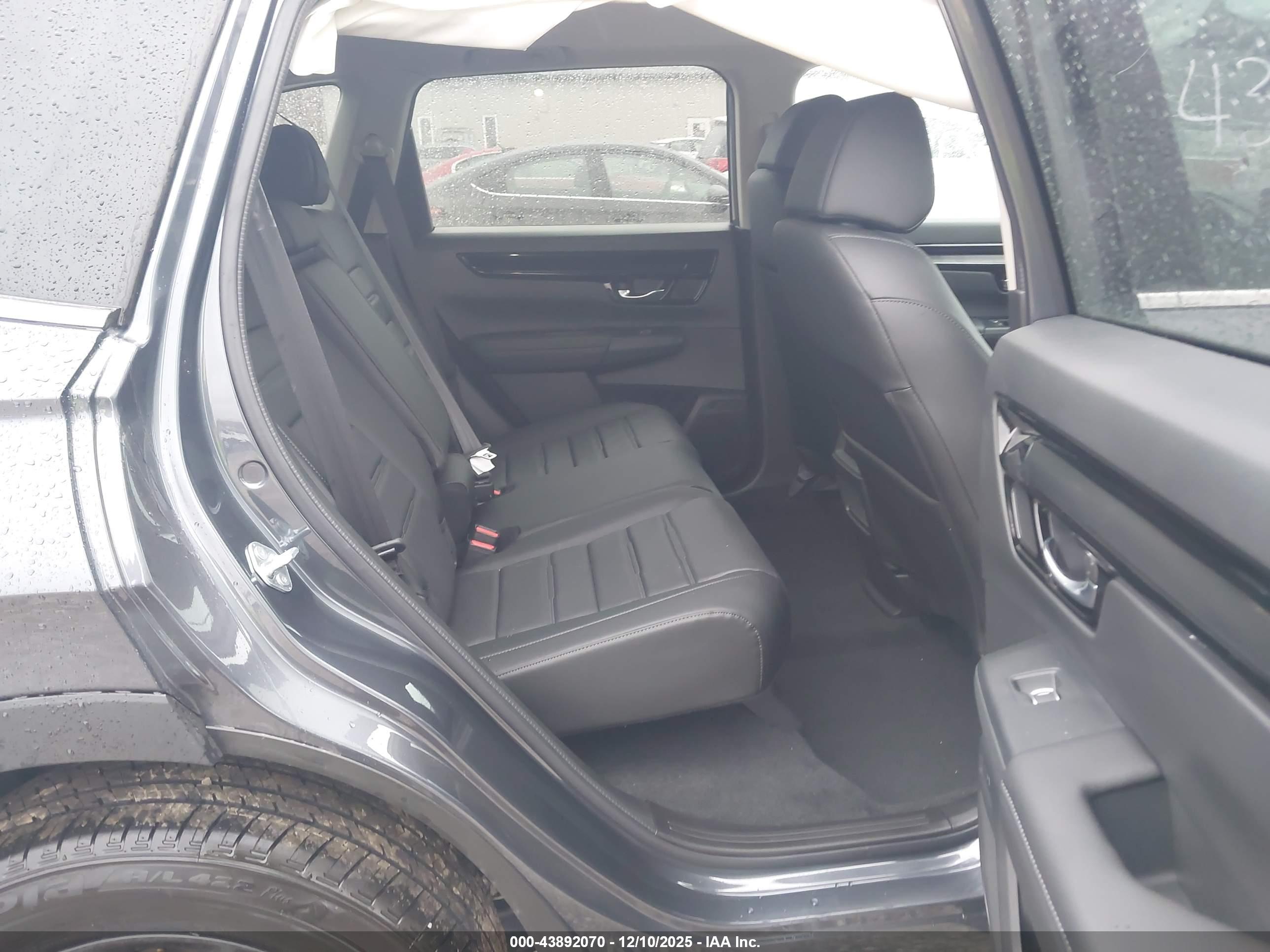 HONDA CR-V image 8