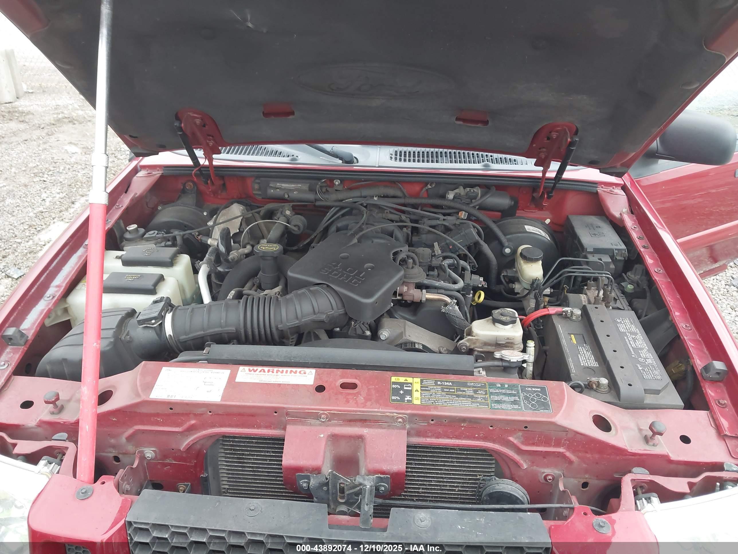 FORD EXPLORER image 10
