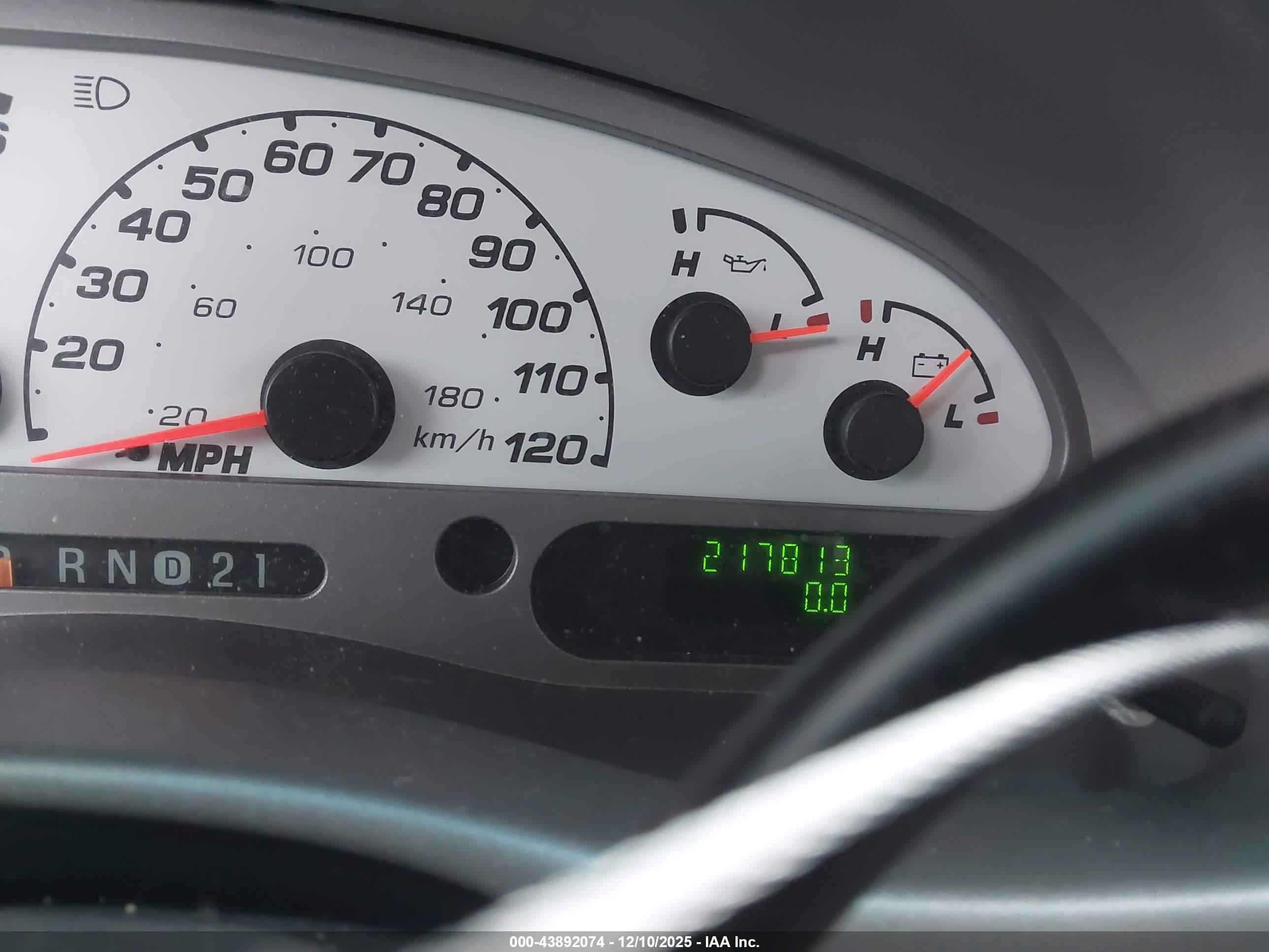 FORD EXPLORER image 7