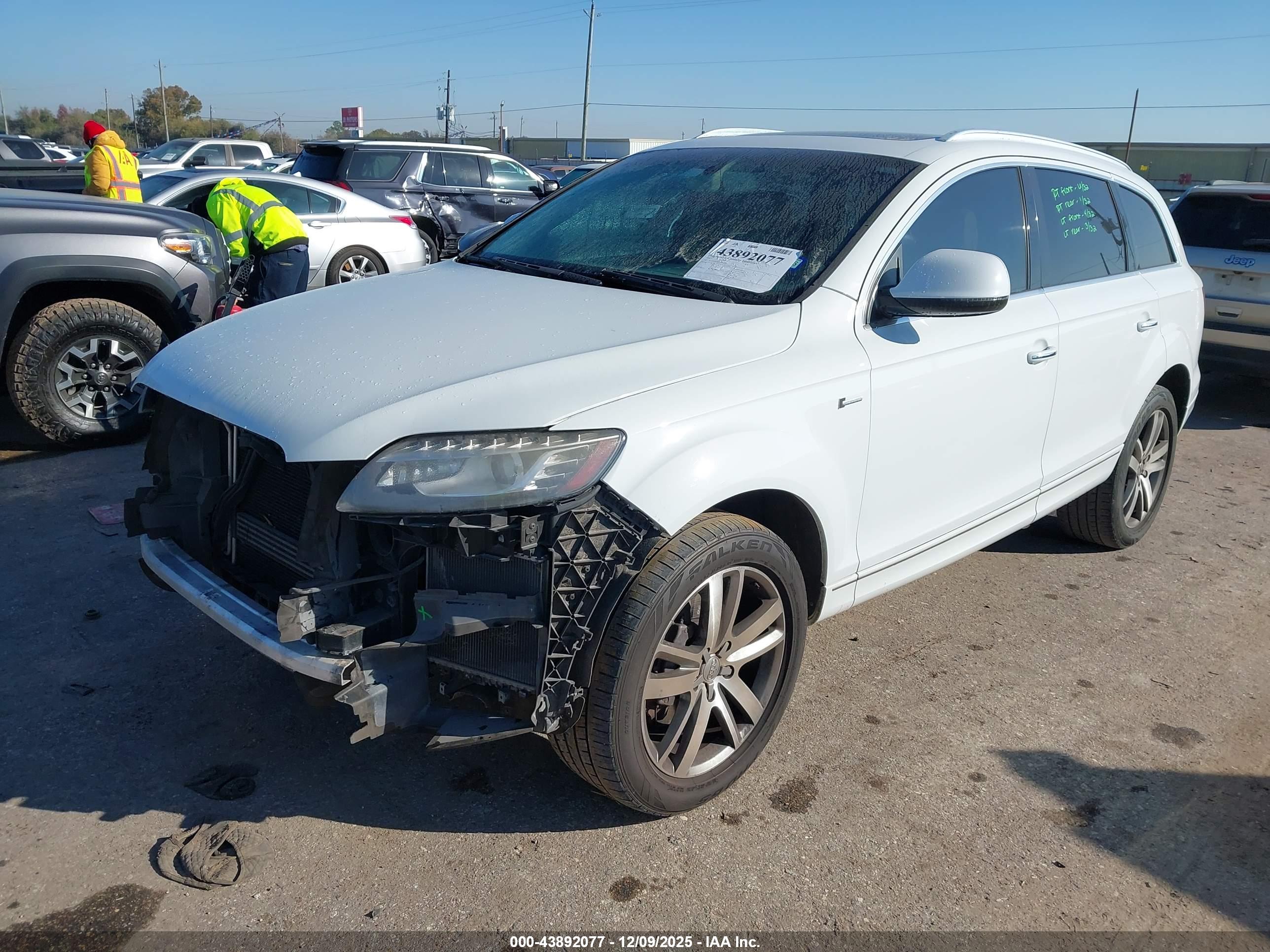 AUDI Q7 image 2