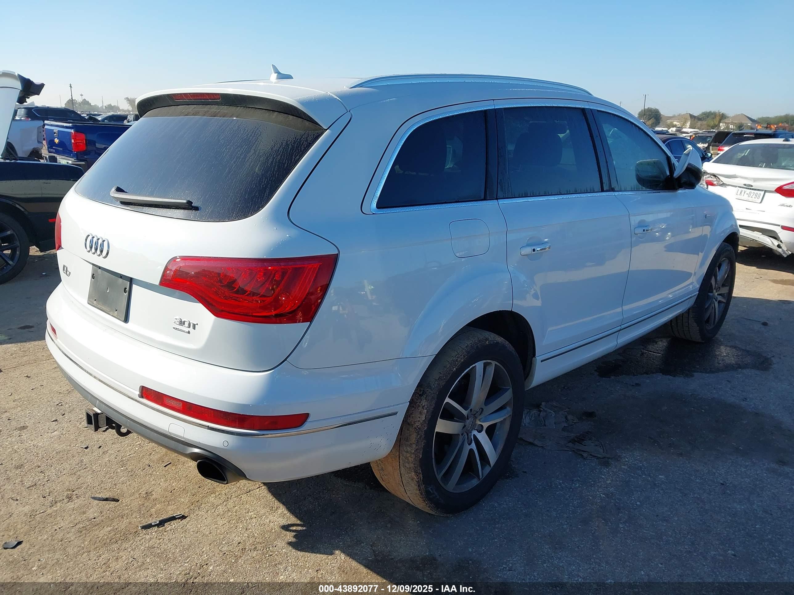 AUDI Q7 image 4