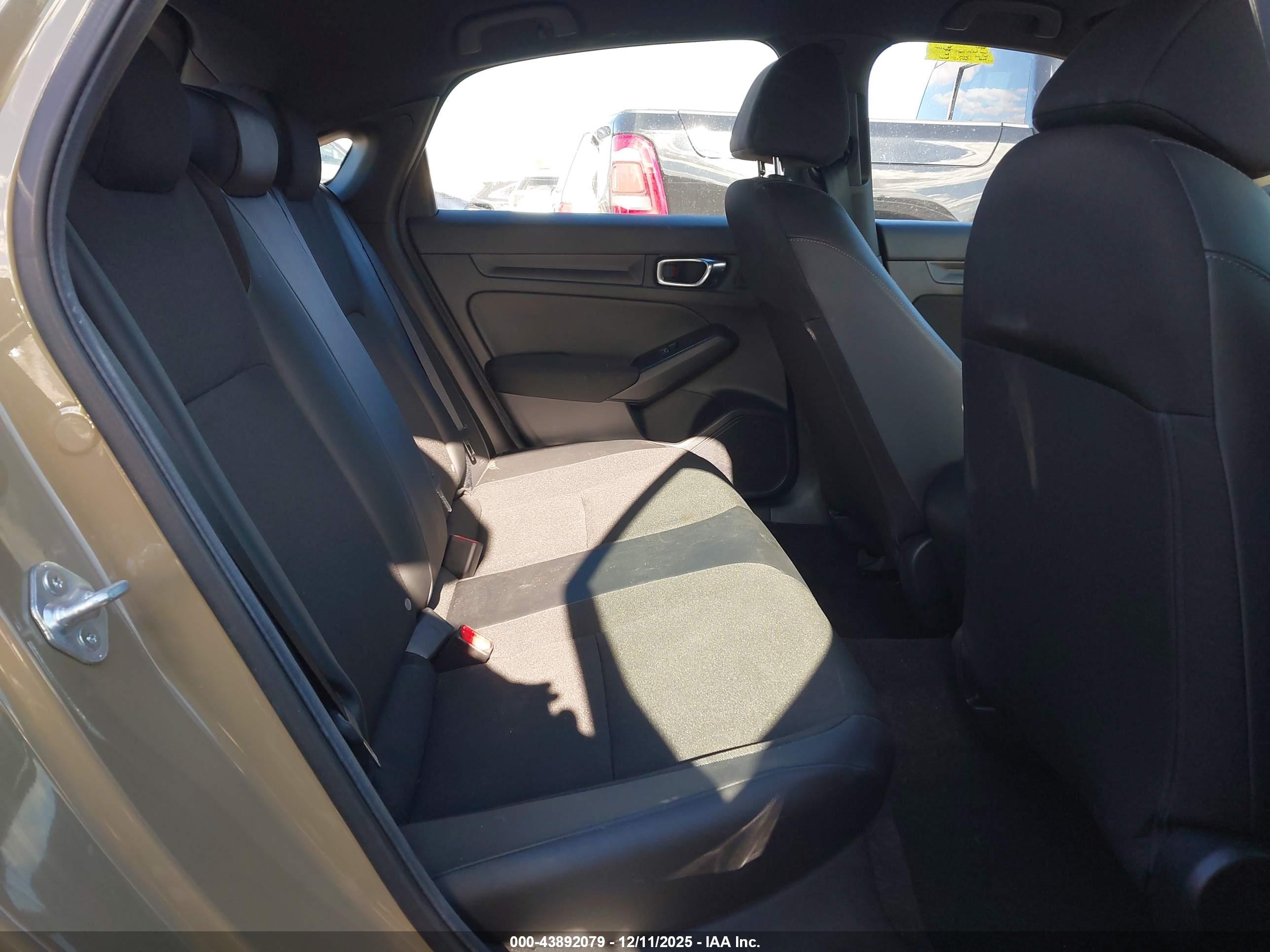 HONDA CIVIC image 8