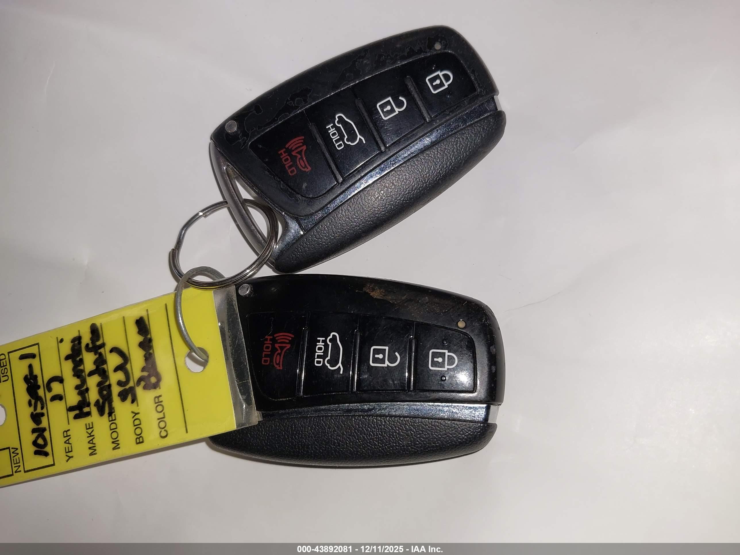 HYUNDAI SANTA image 11