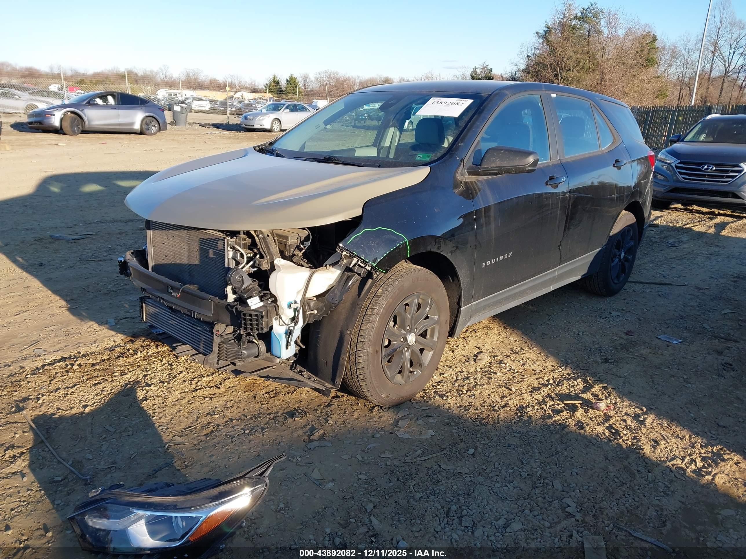 CHEVROLET EQUINOX image 2