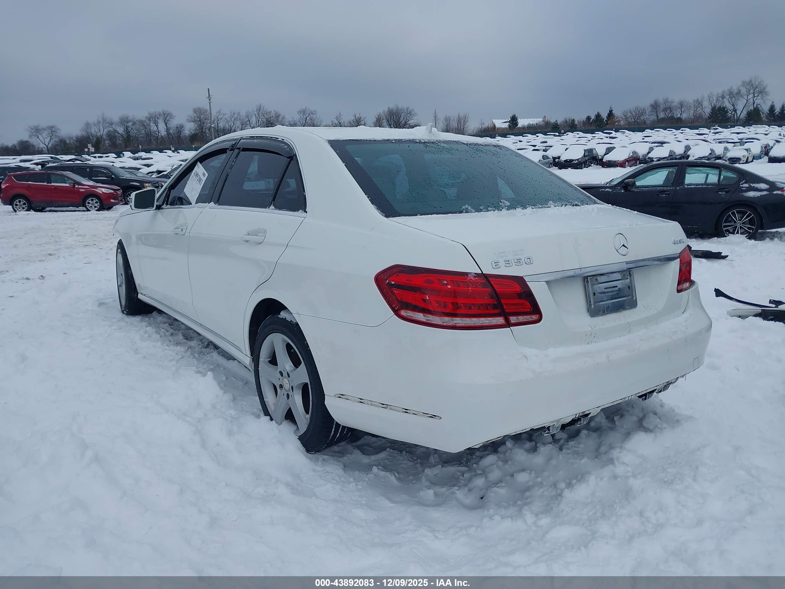 MERCEDES-BENZ E image 3