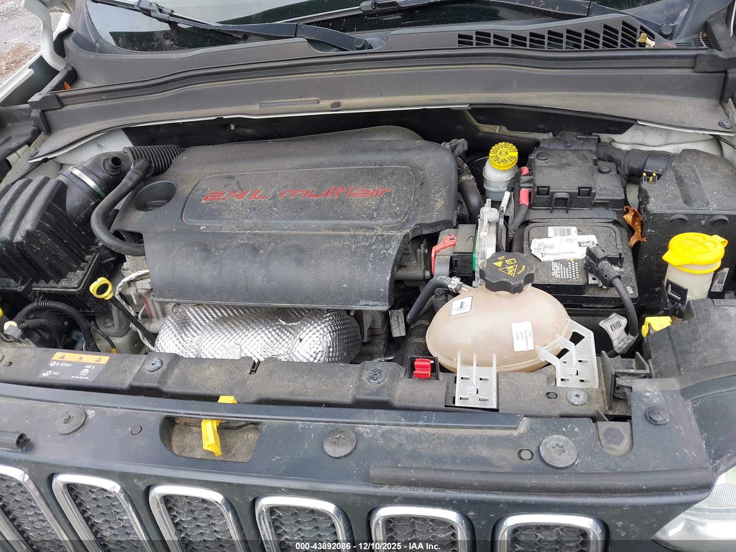 JEEP RENEGADE image 10