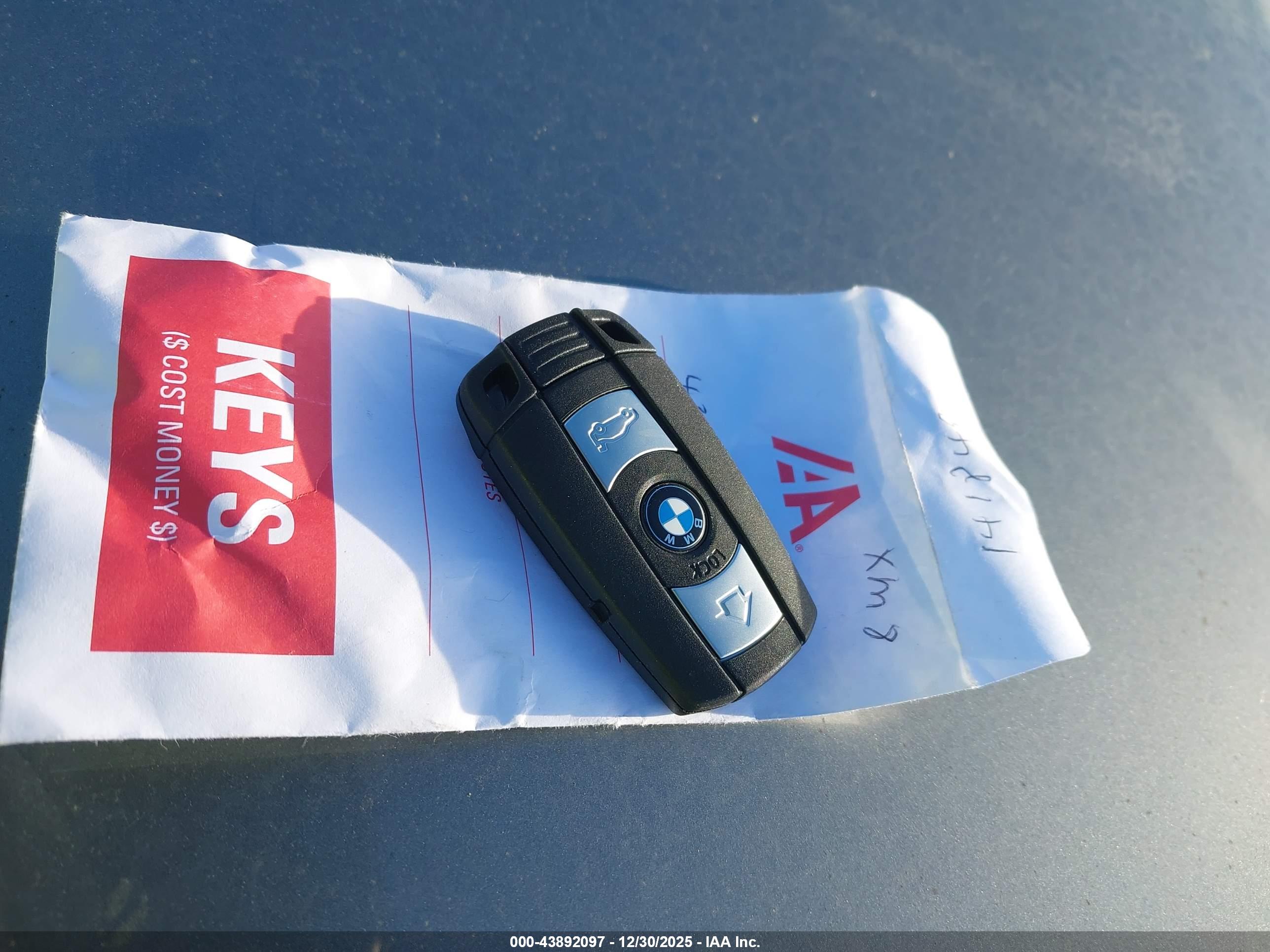 BMW 328I image 11