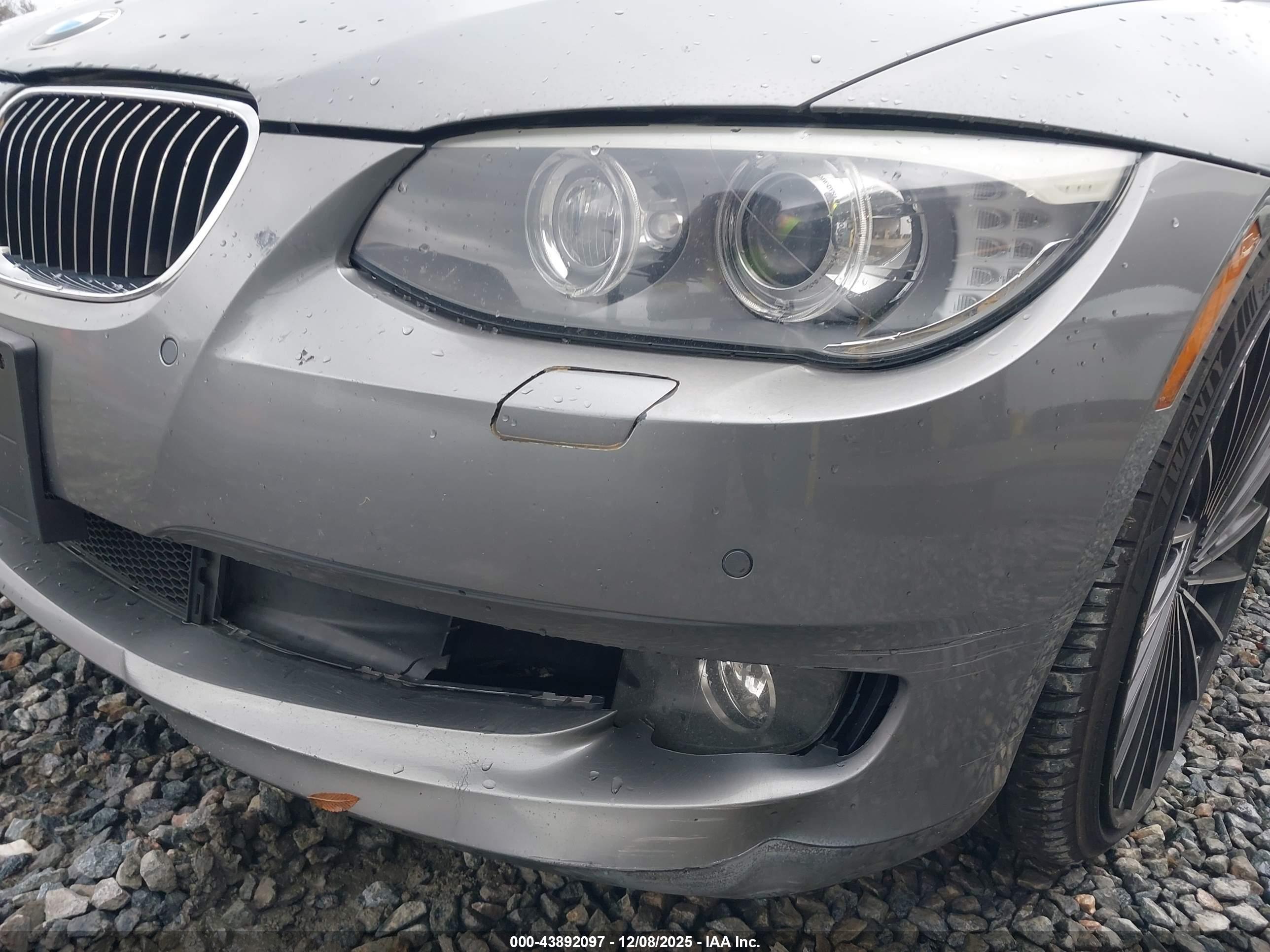BMW 328I image 6