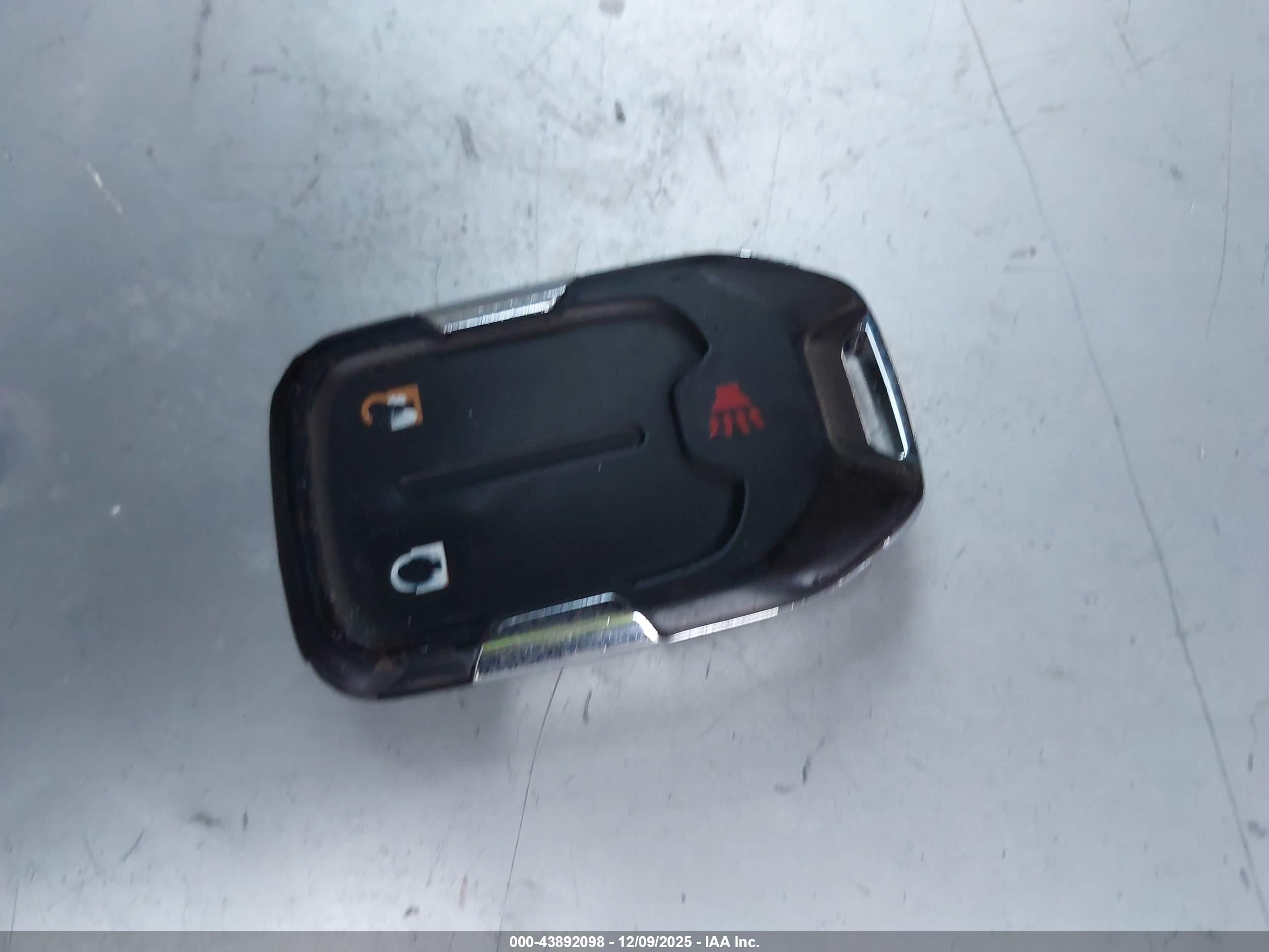 GMC TERRAIN image 11