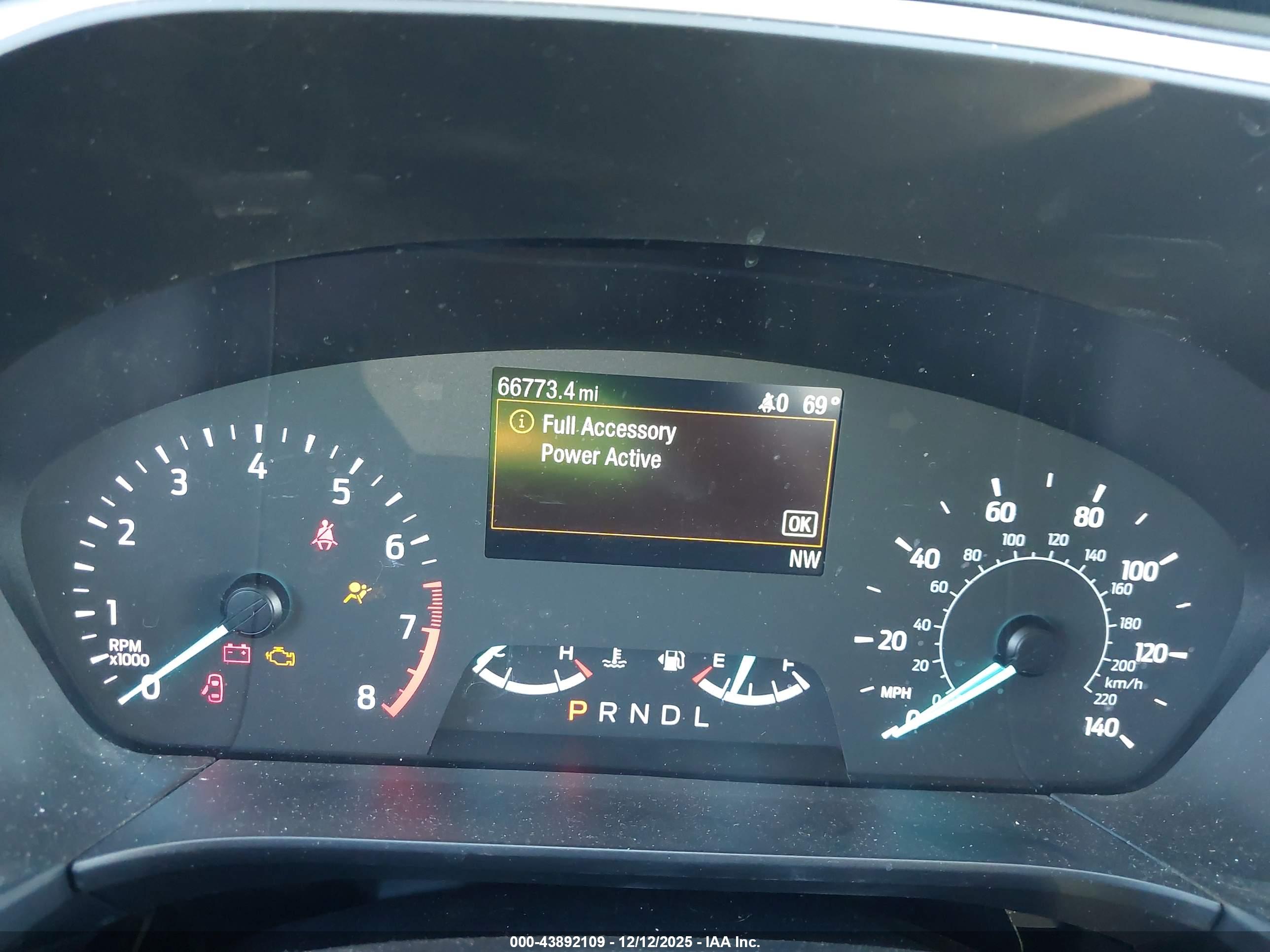FORD ESCAPE image 7