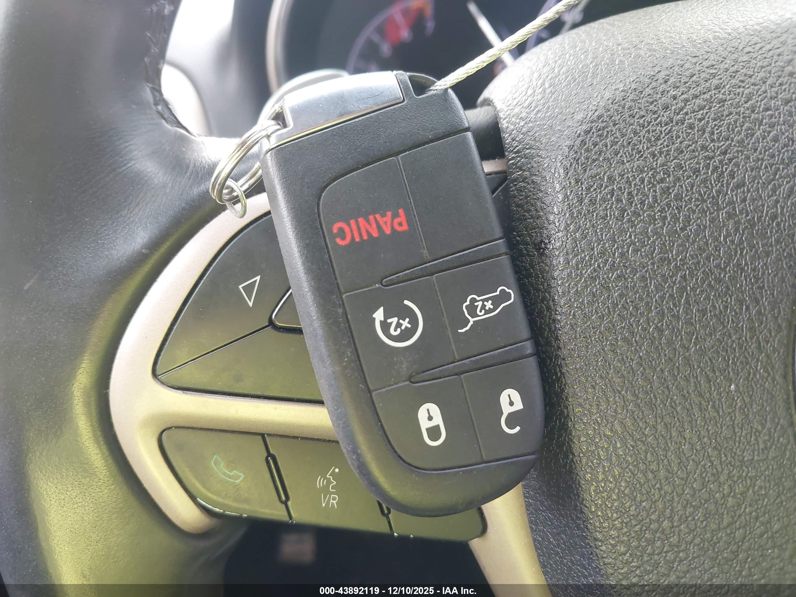 JEEP GRAND image 11