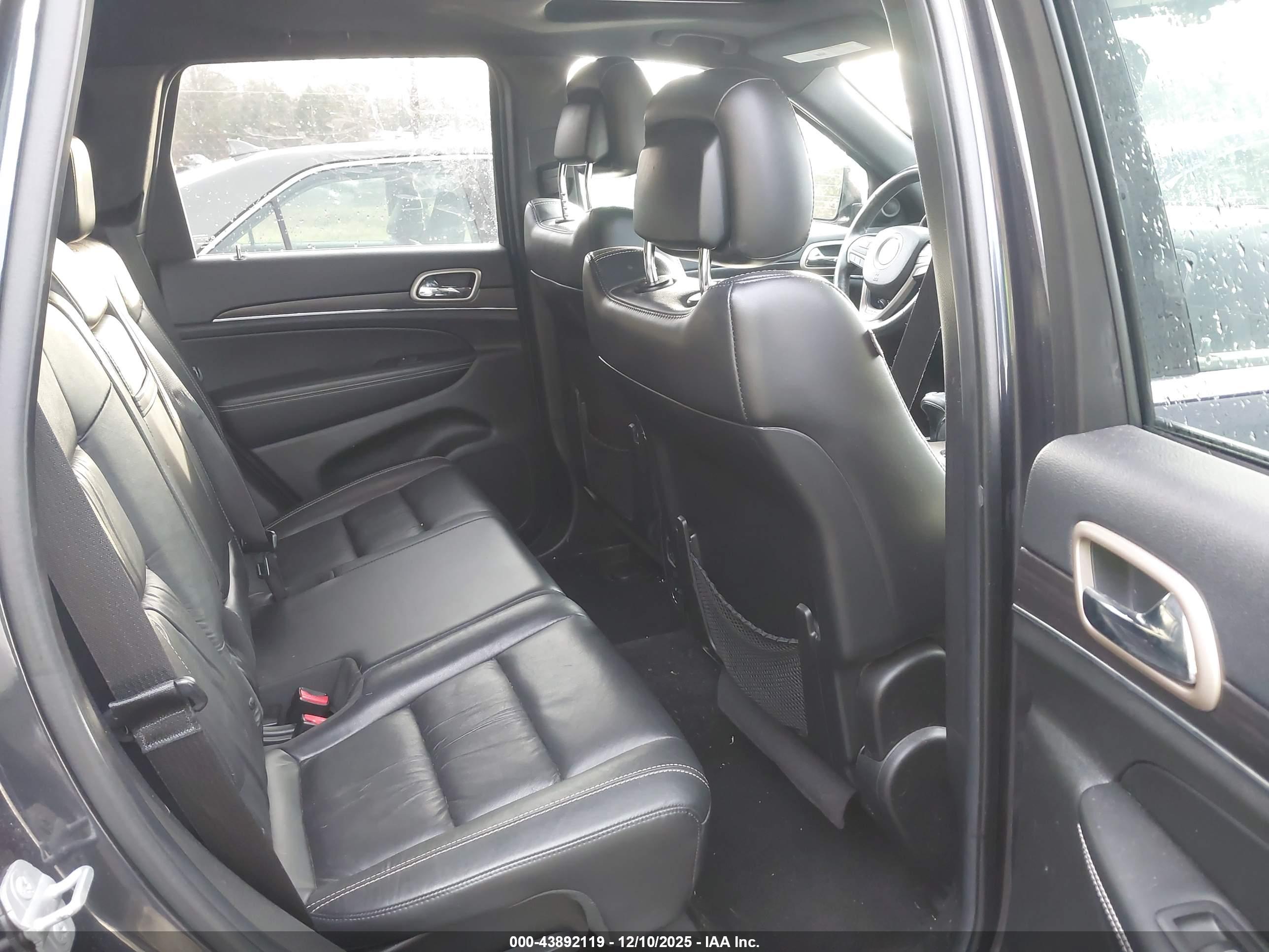JEEP GRAND image 8