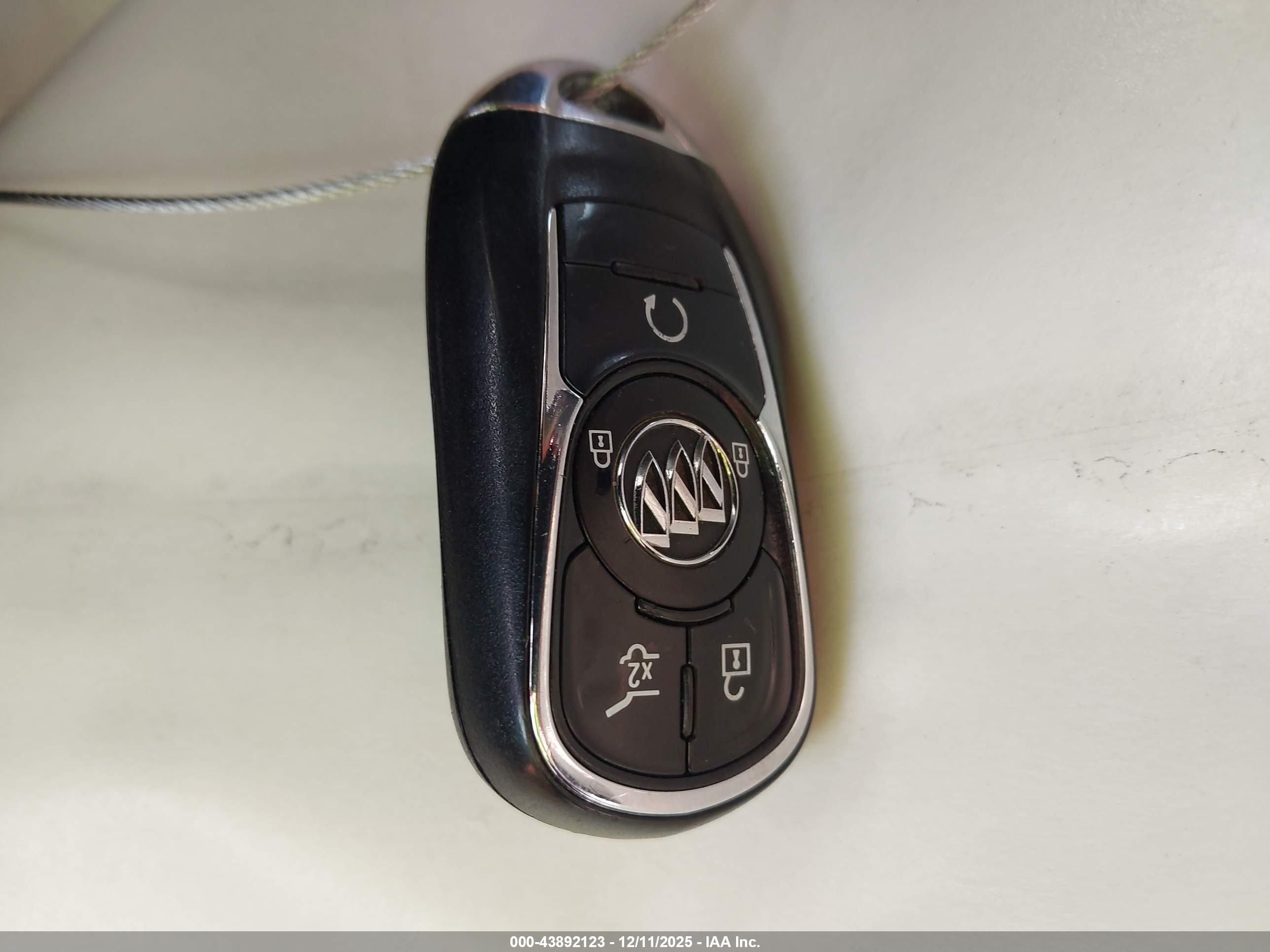 BUICK ENVISION image 11