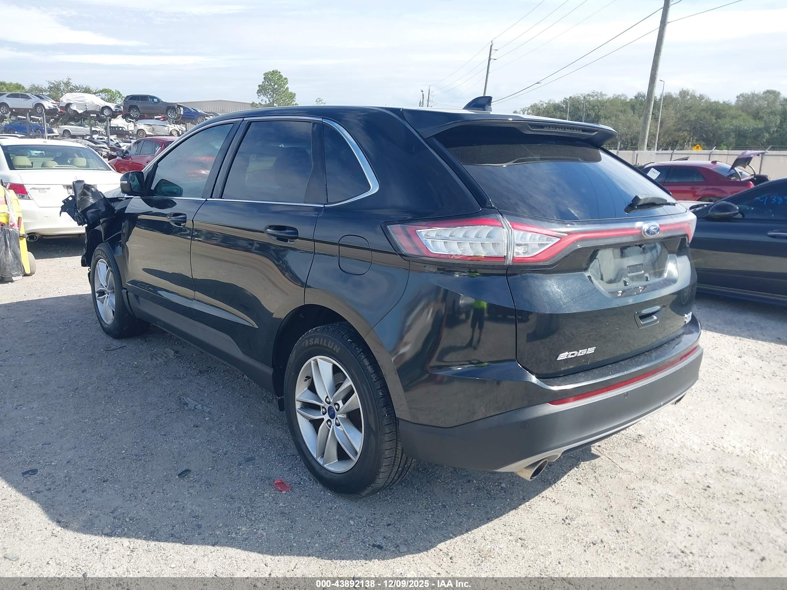 FORD EDGE image 3