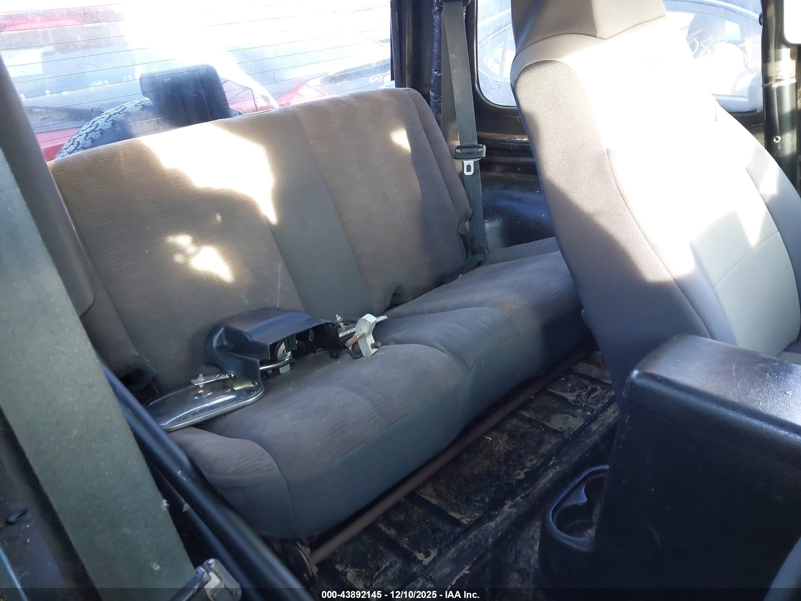 JEEP WRANGLER image 8