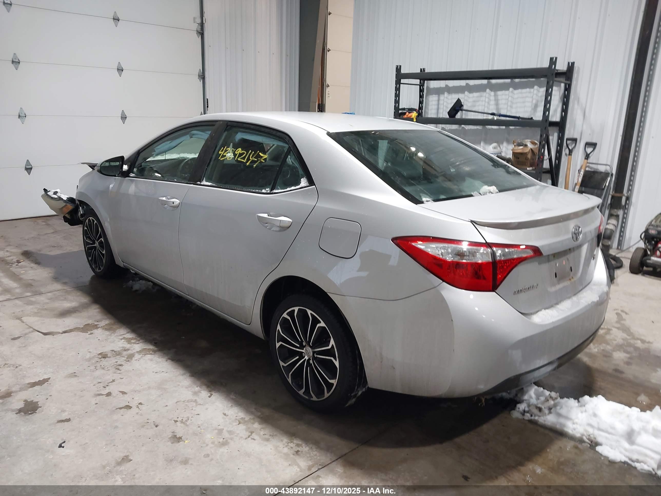 TOYOTA COROLLA image 3