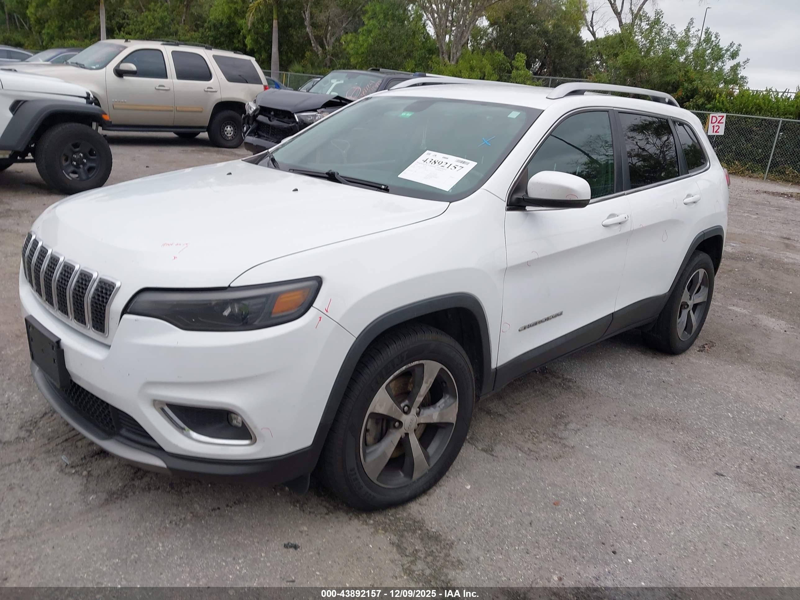JEEP CHEROKEE image 2