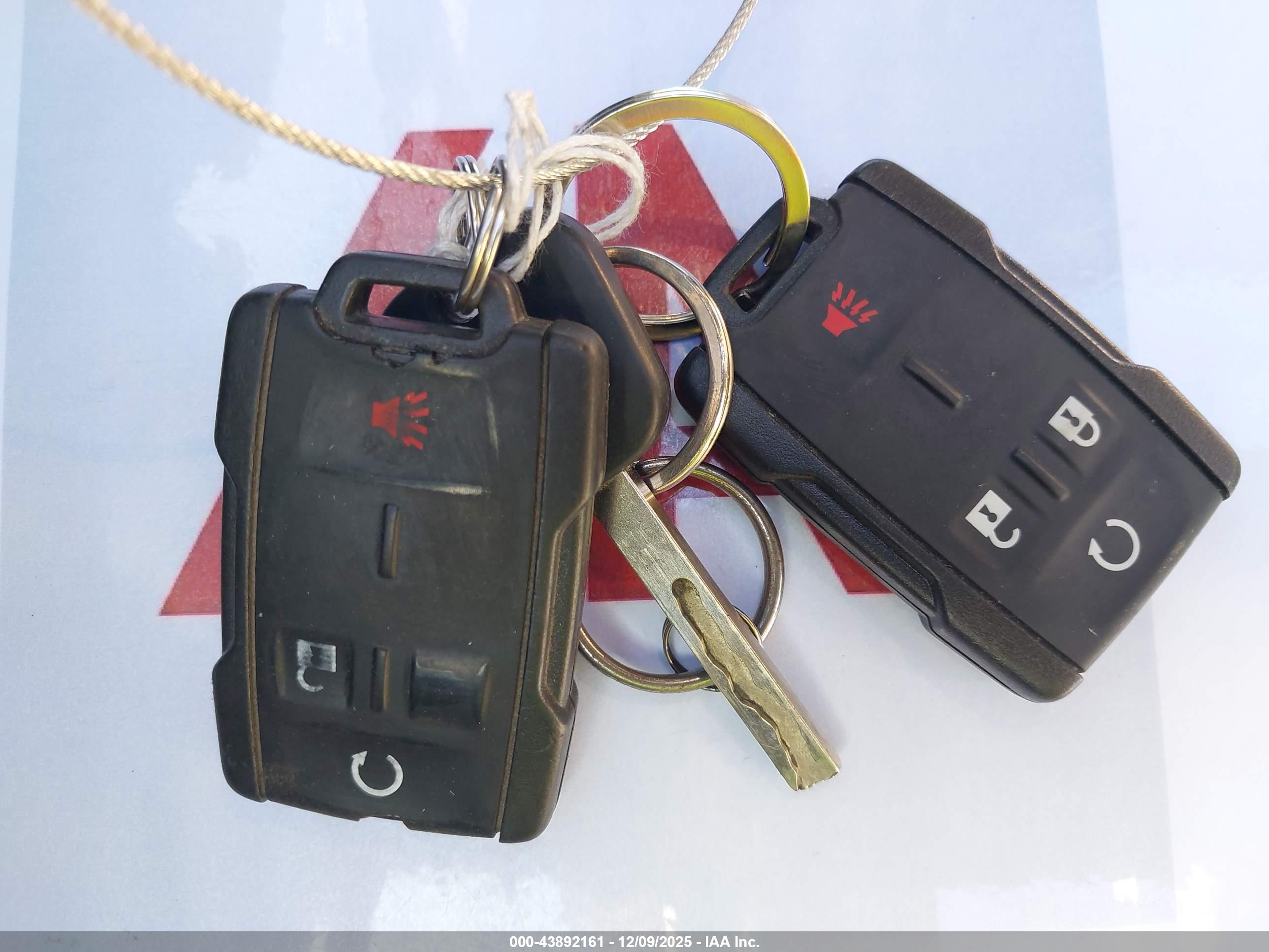 GMC SIERRA image 11