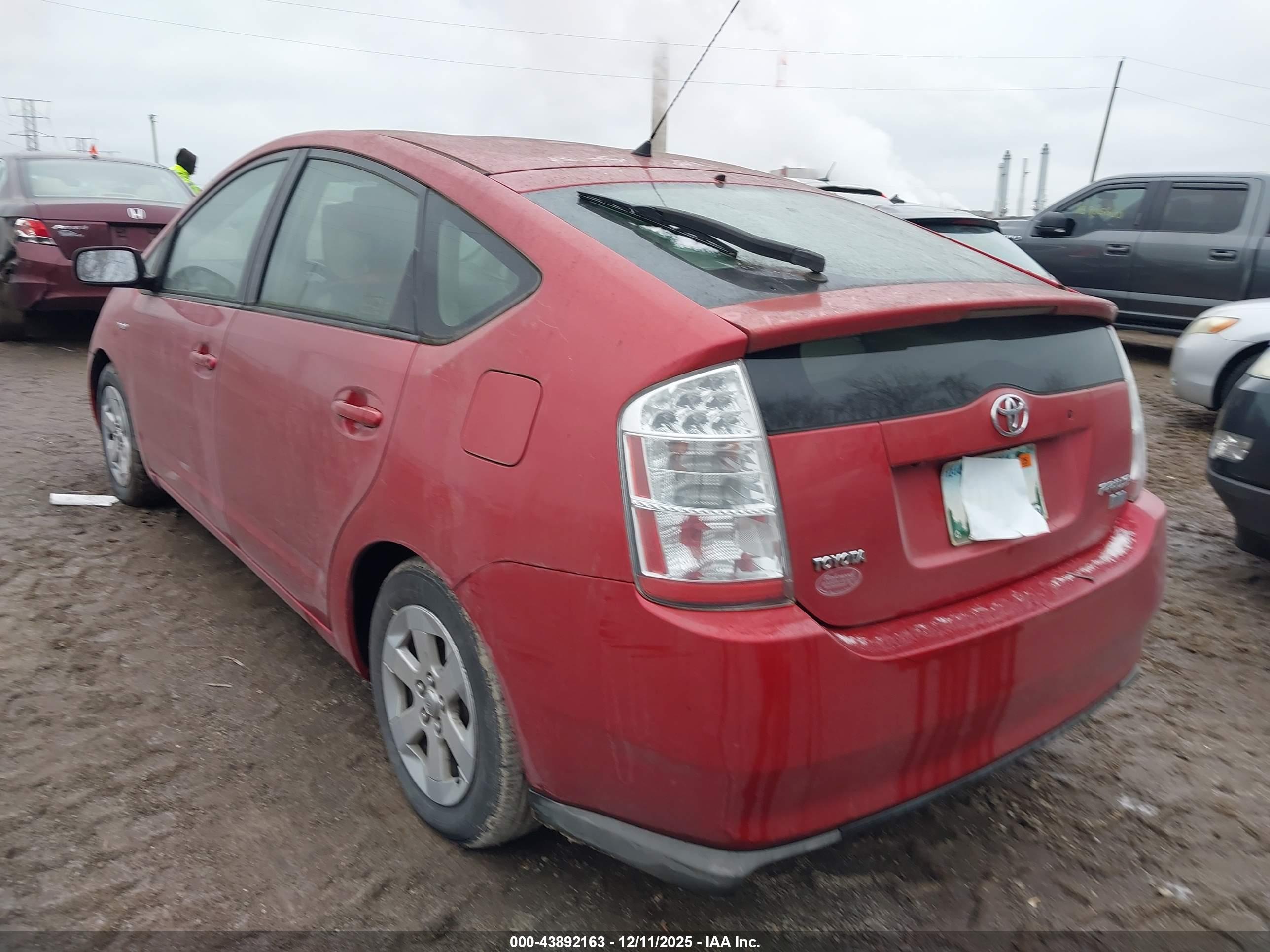 TOYOTA PRIUS image 3
