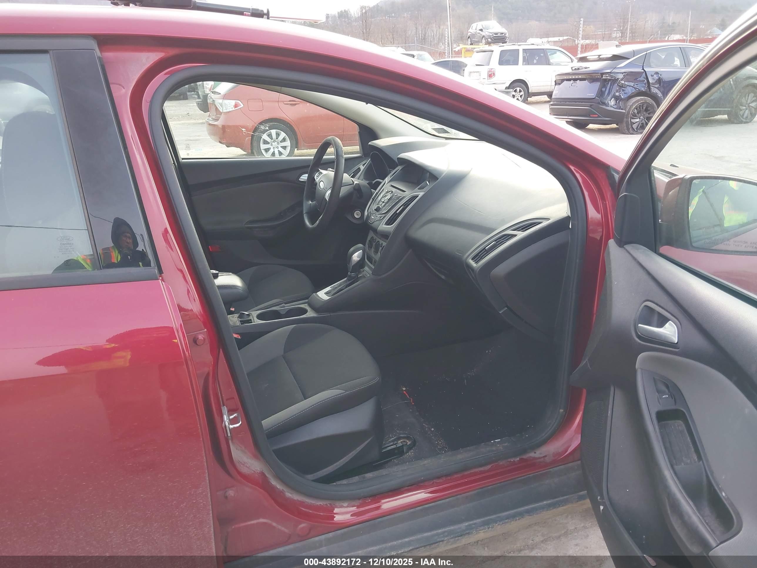 FORD FOCUS image 5
