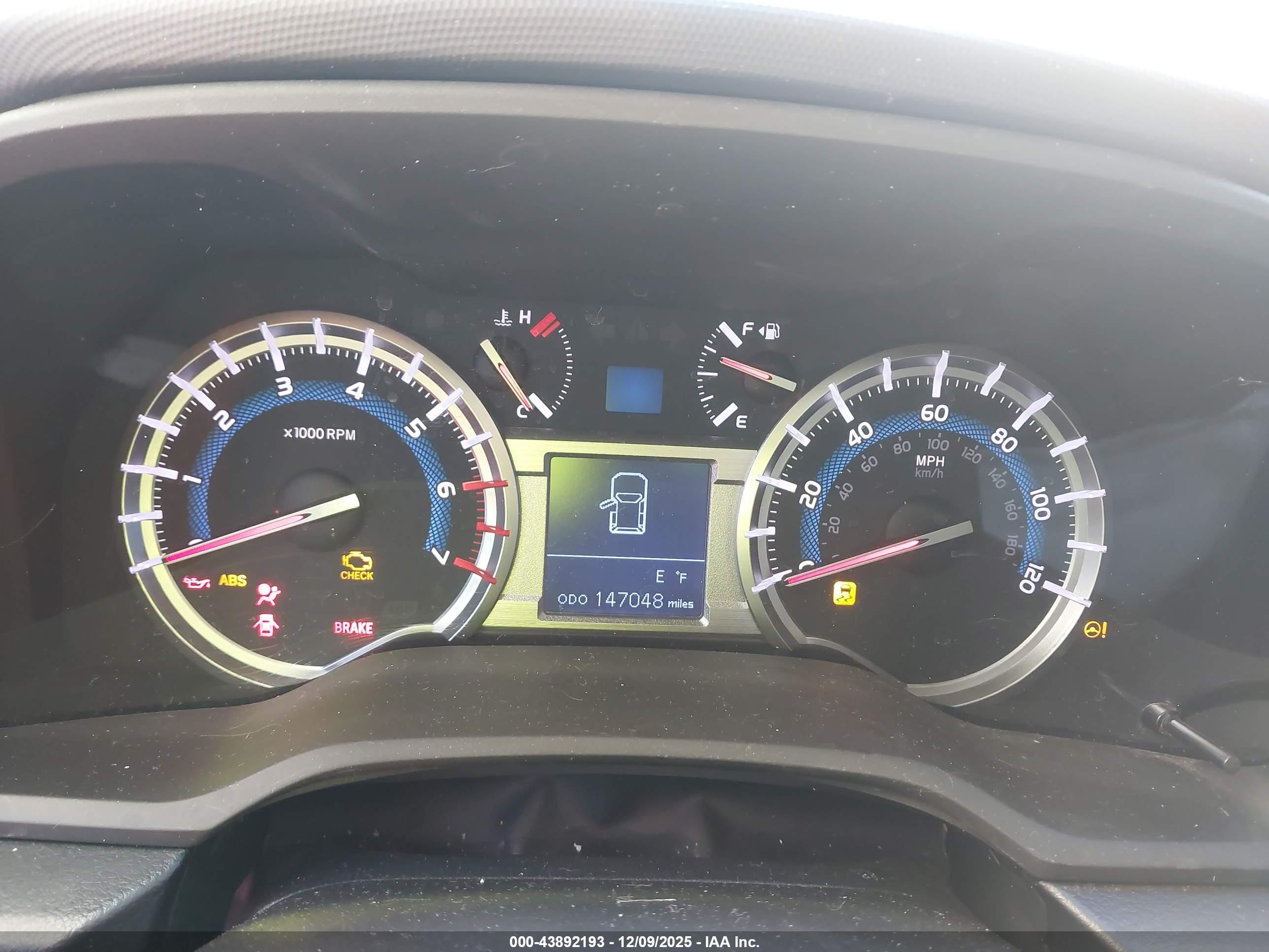 TOYOTA 4RUNNER image 7