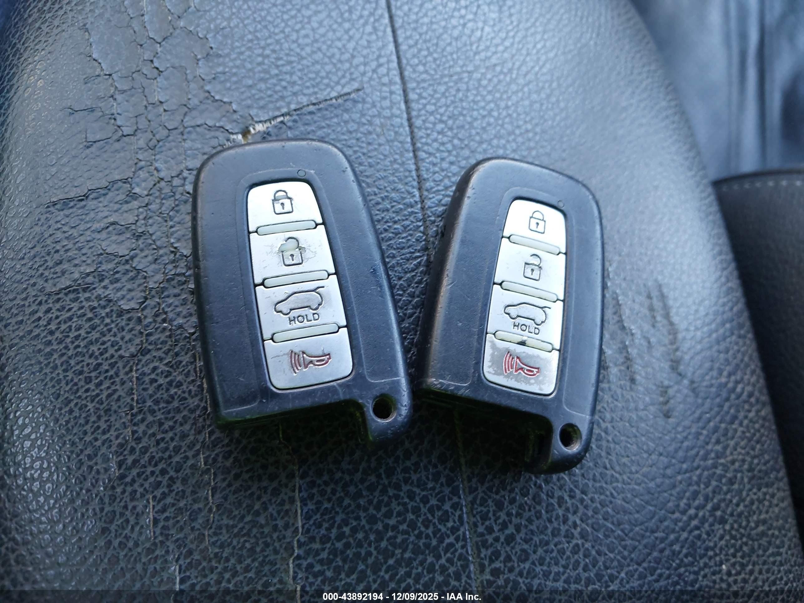 KIA SORENTO image 11