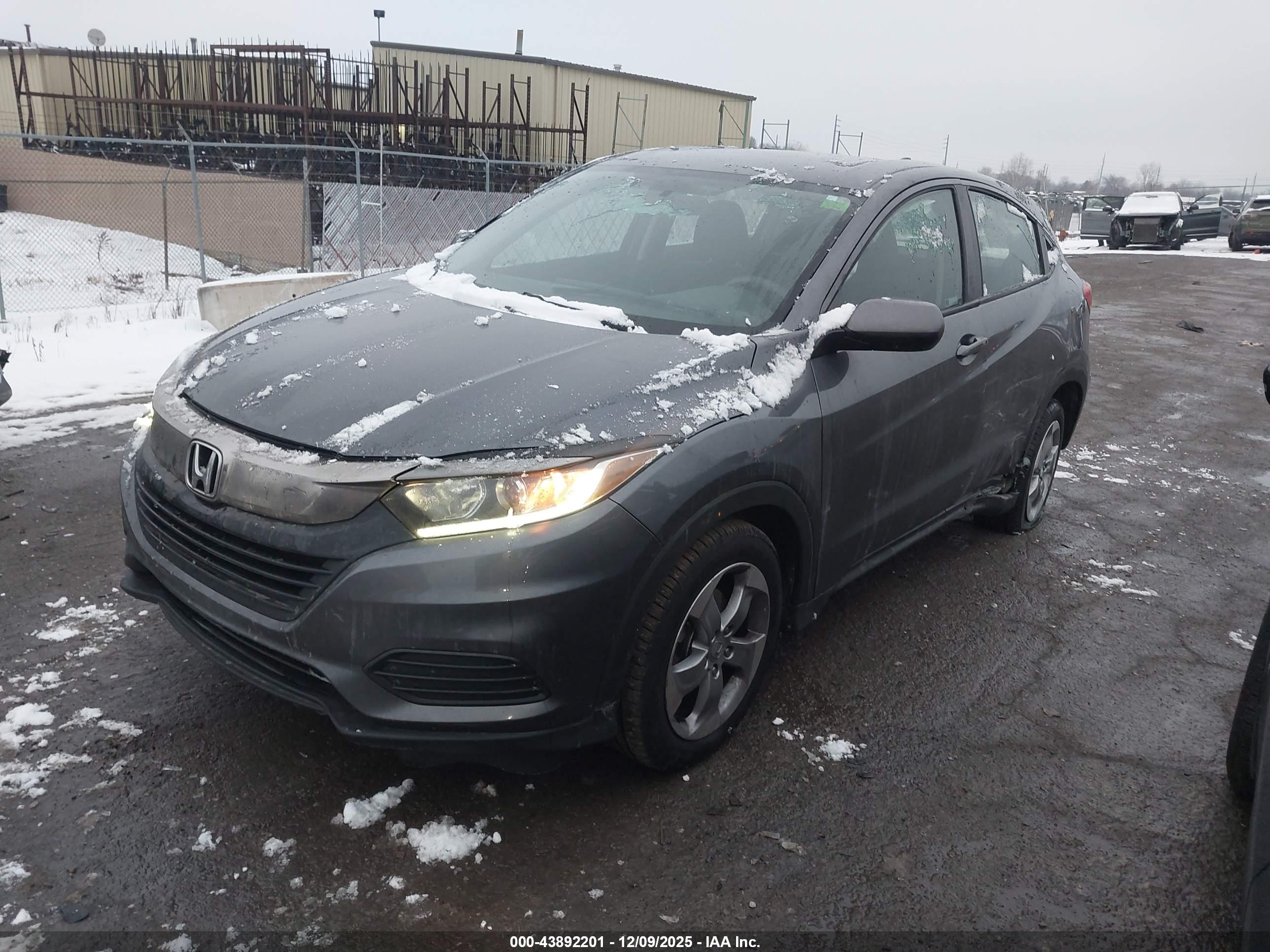 HONDA HR-V image 2