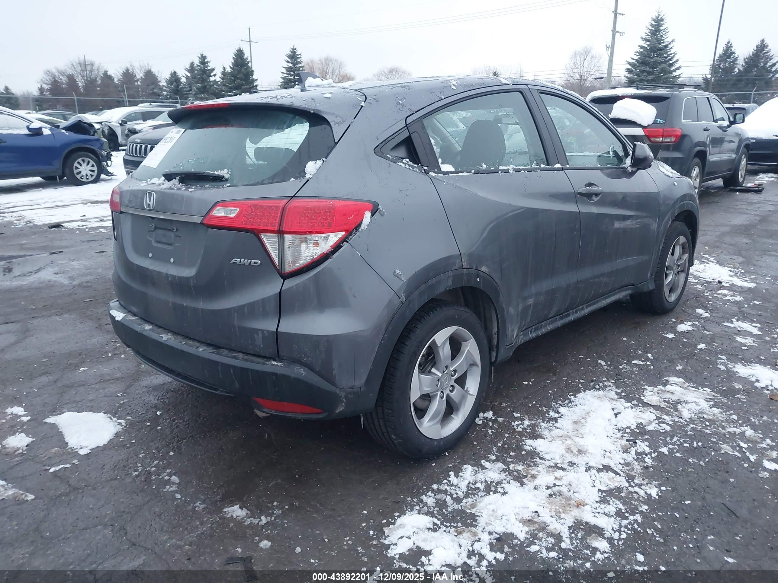 HONDA HR-V image 4