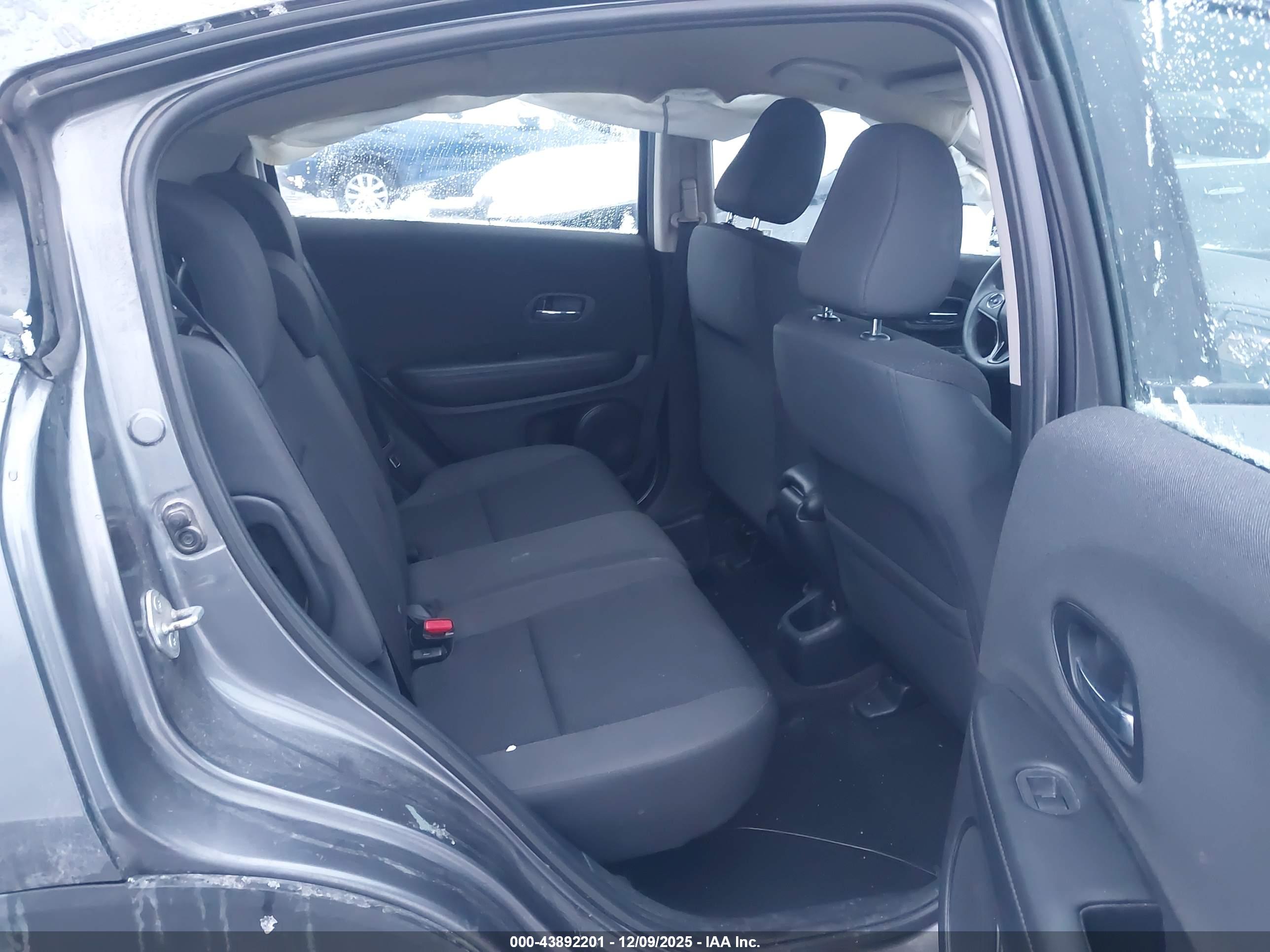 HONDA HR-V image 8