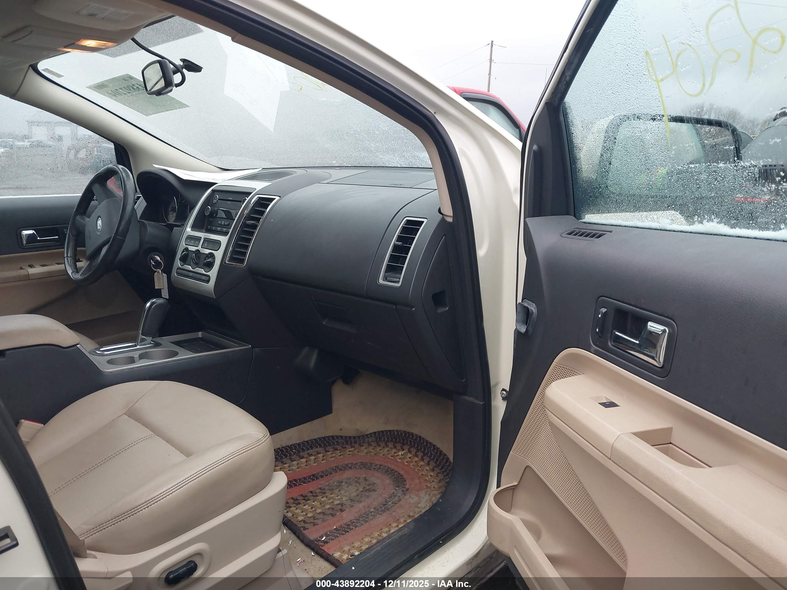 FORD EDGE image 5