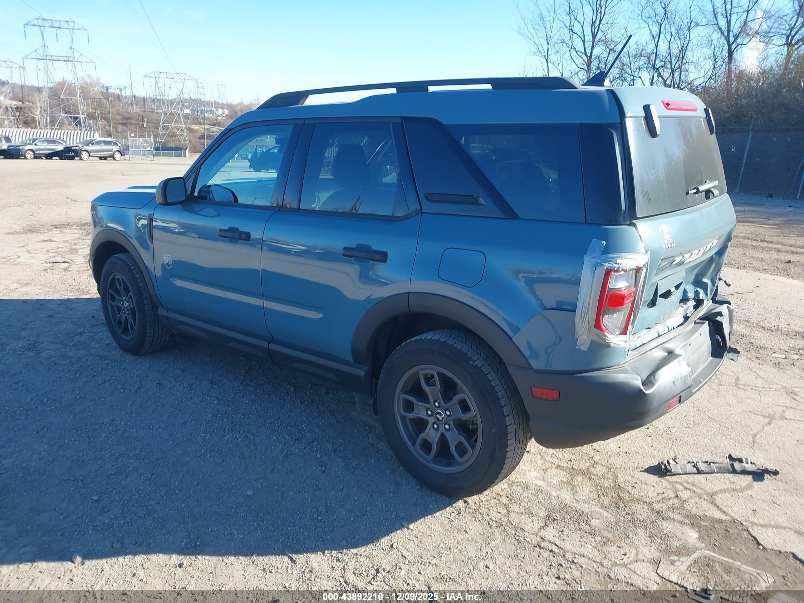 FORD BRONCO image 3