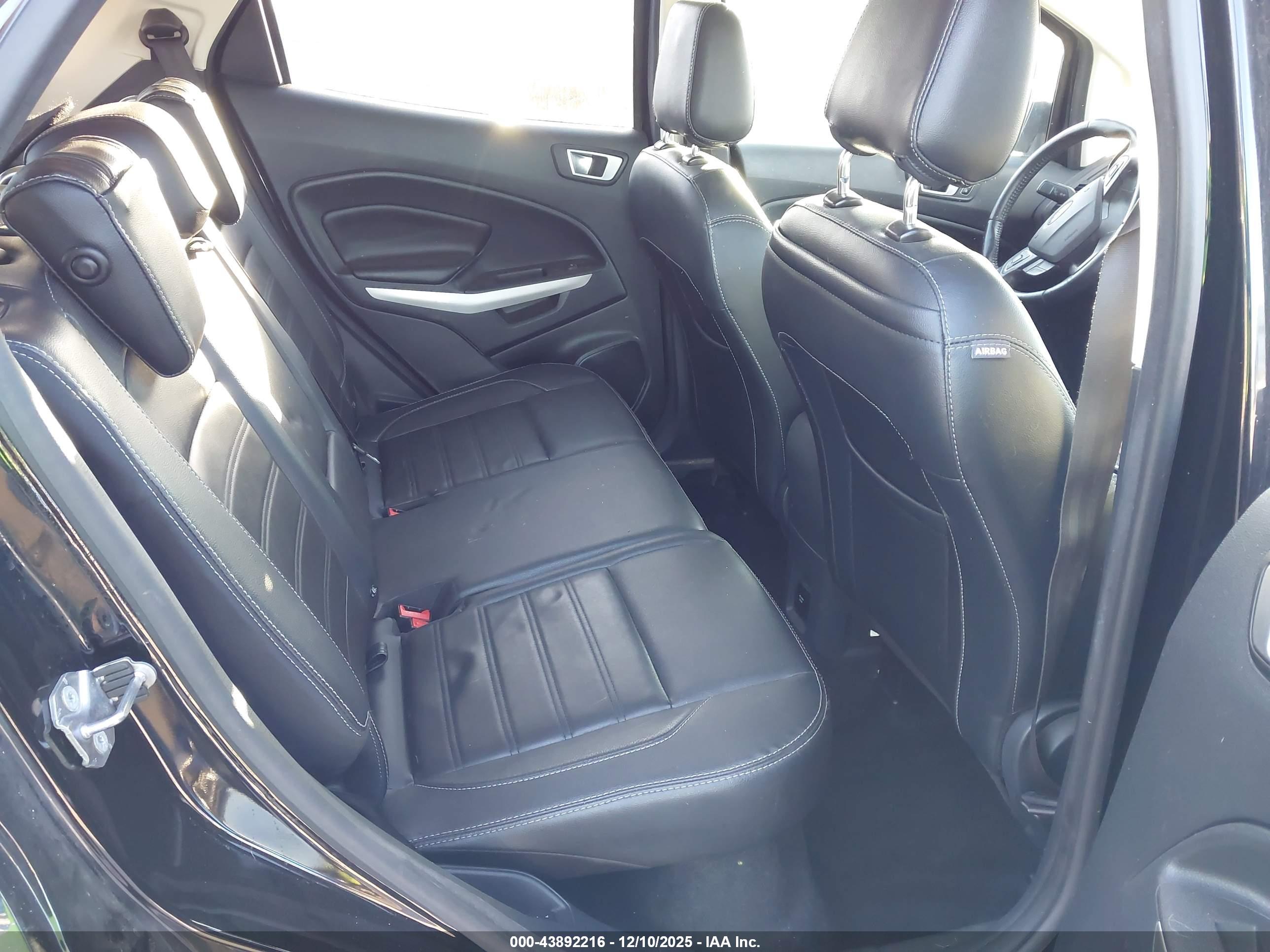 FORD ECOSPORT image 8
