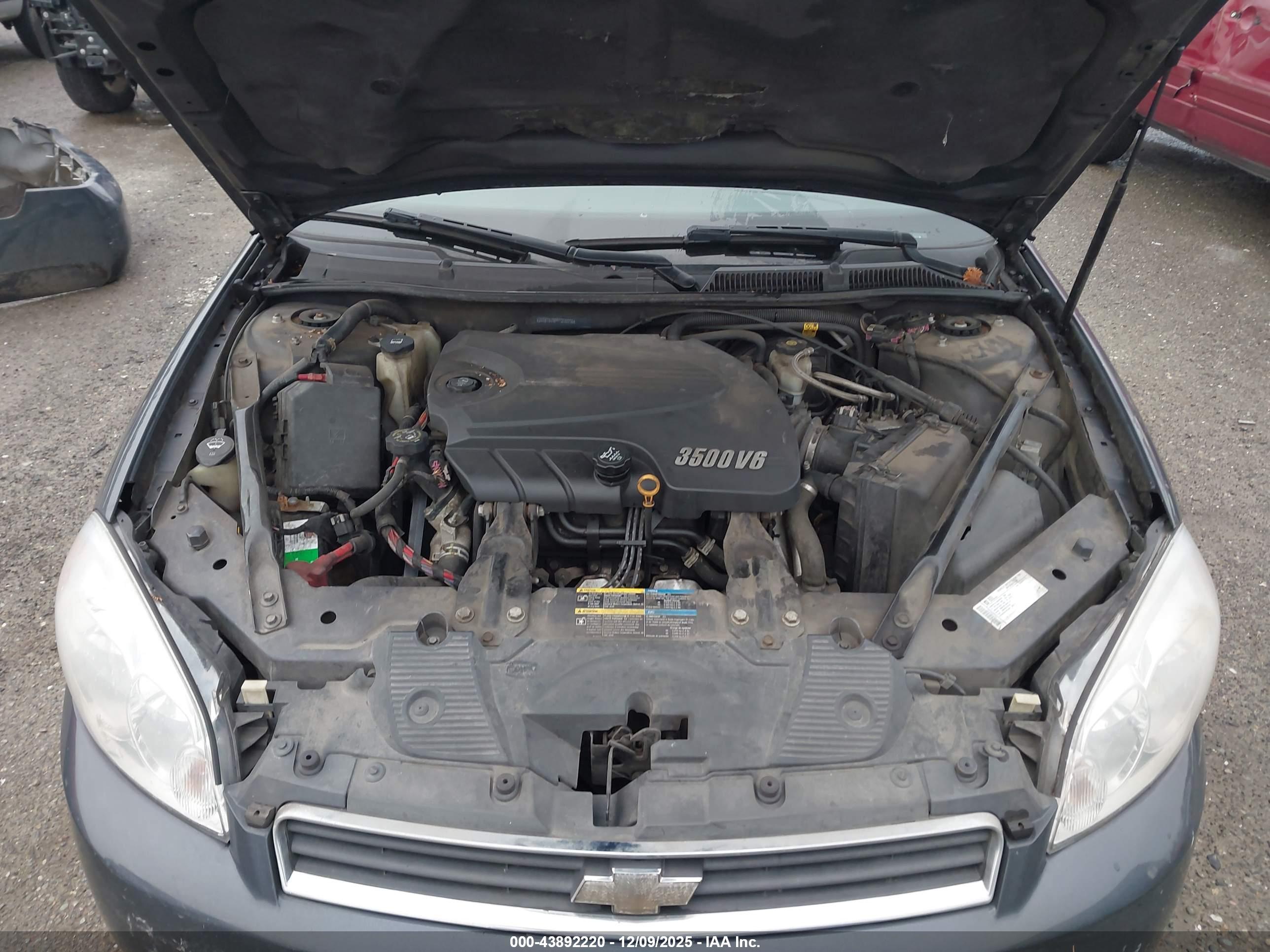 CHEVROLET IMPALA image 10