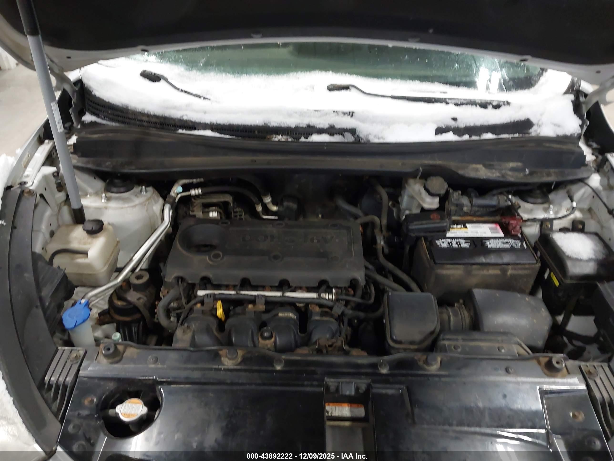 HYUNDAI TUCSON image 10
