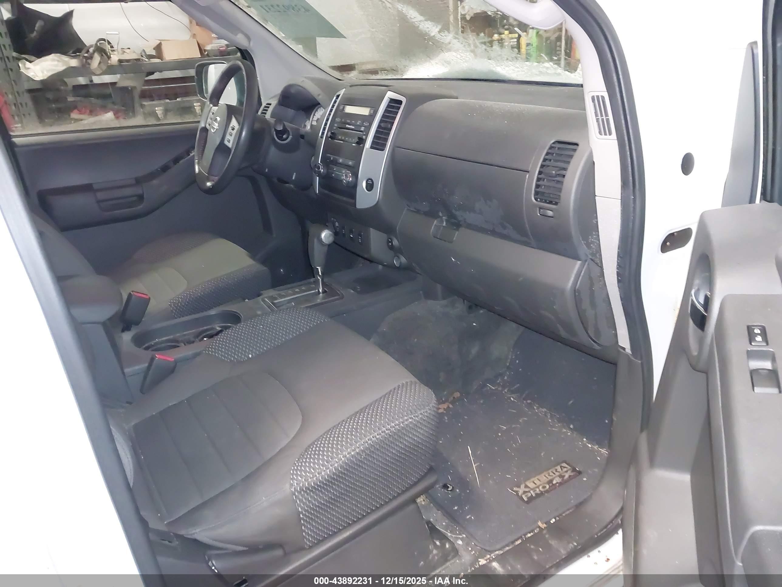 NISSAN XTERRA image 5