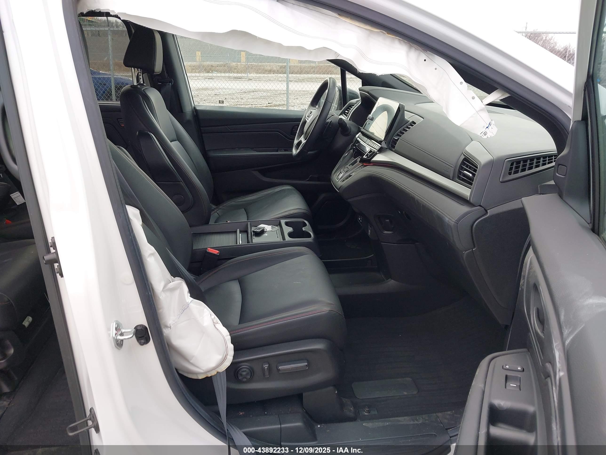 HONDA ODYSSEY image 5