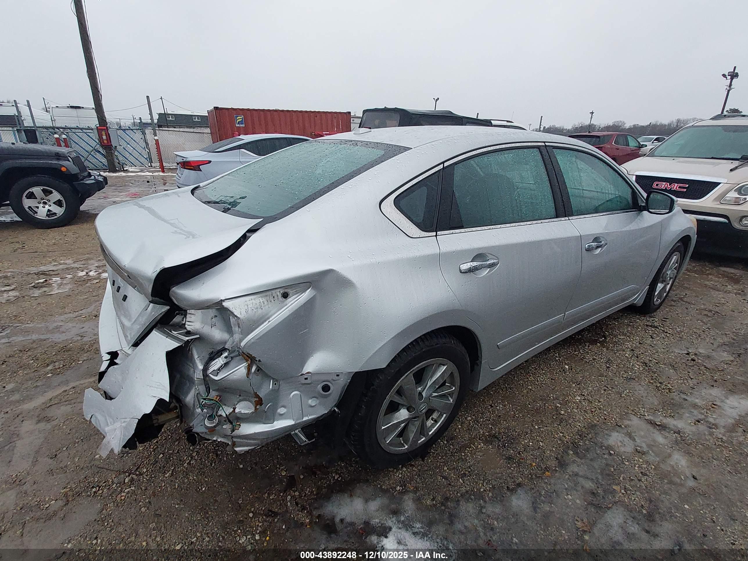 NISSAN ALTIMA image 4