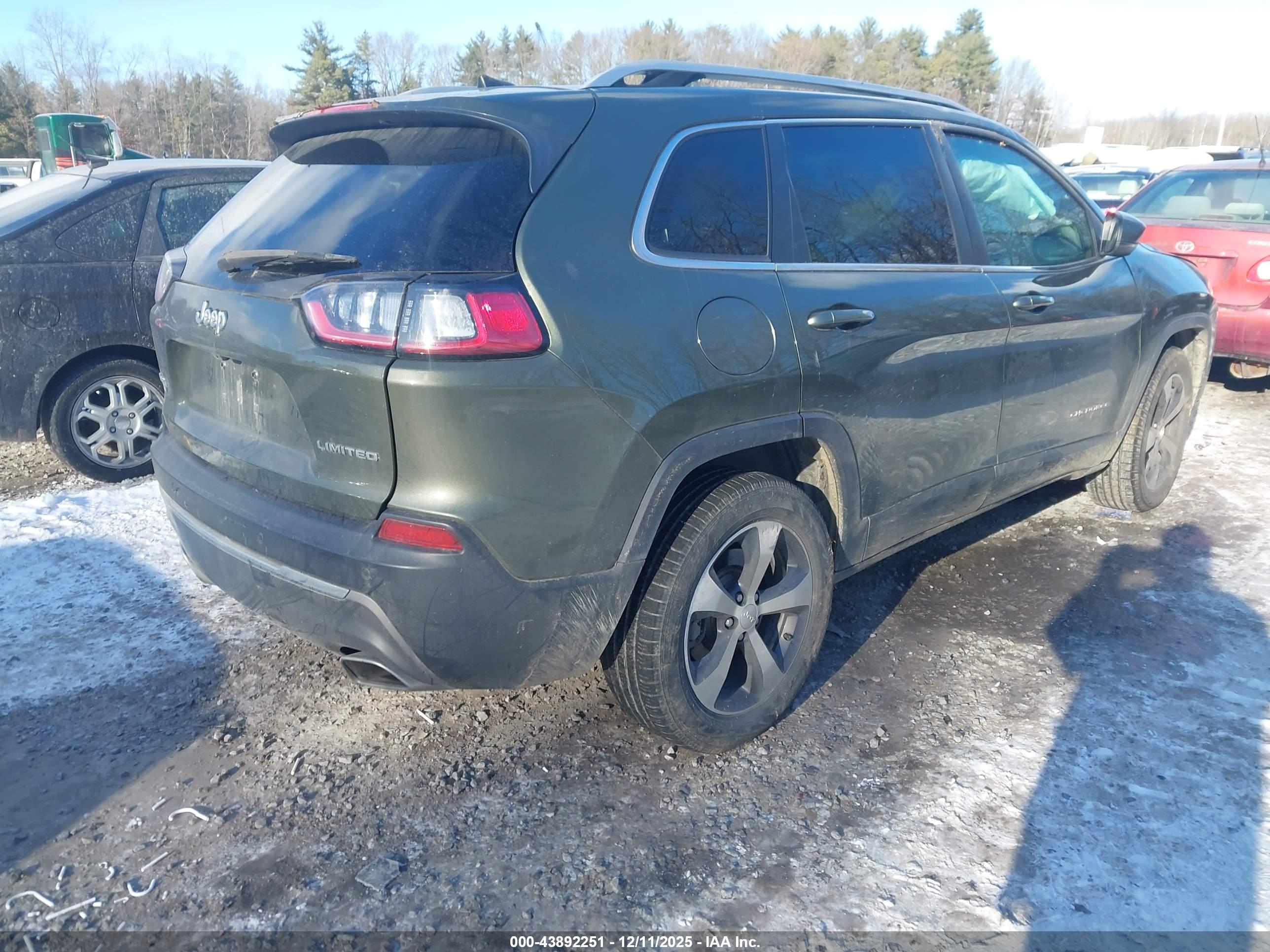 JEEP CHEROKEE image 4