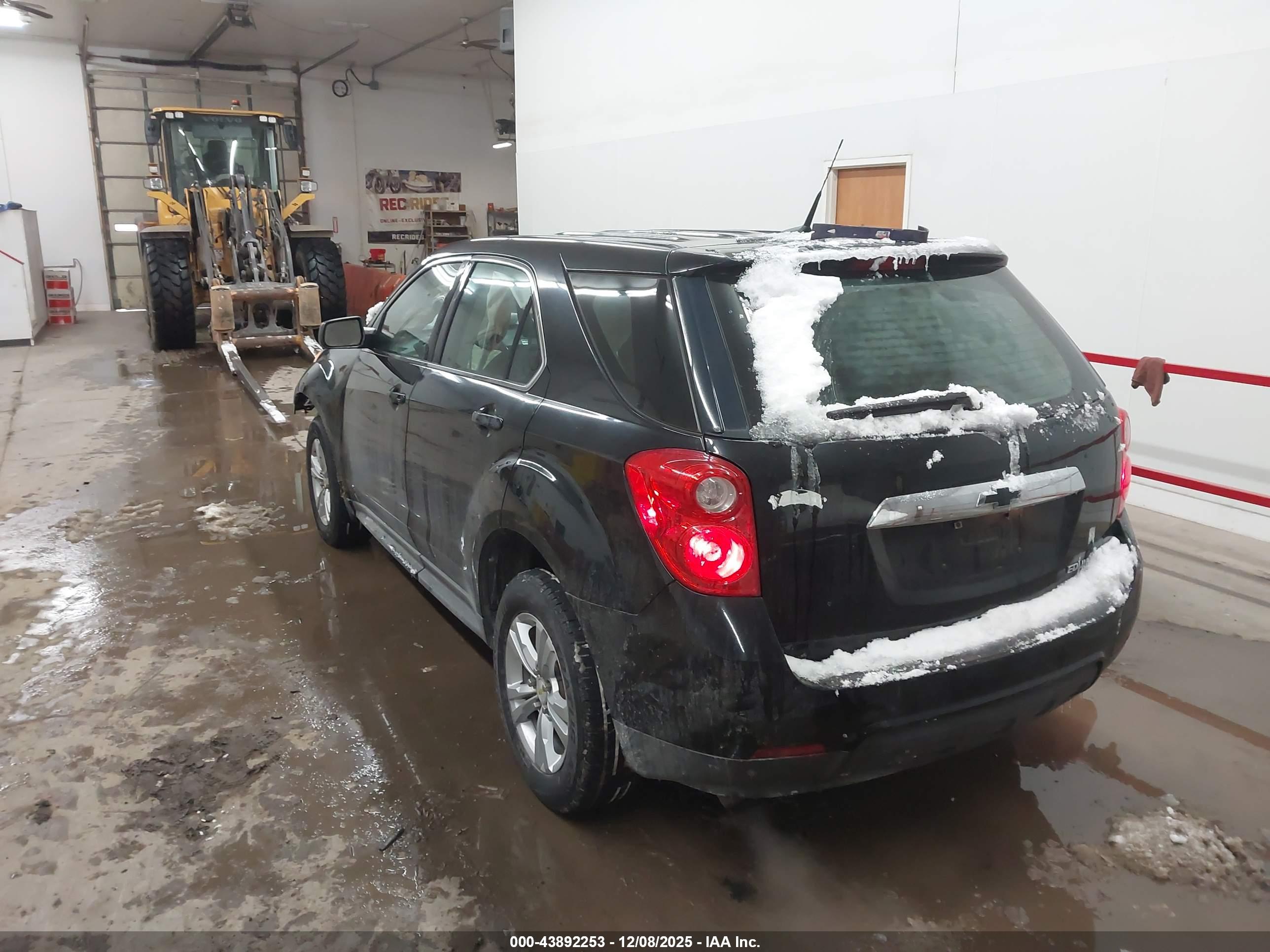 CHEVROLET EQUINOX image 3