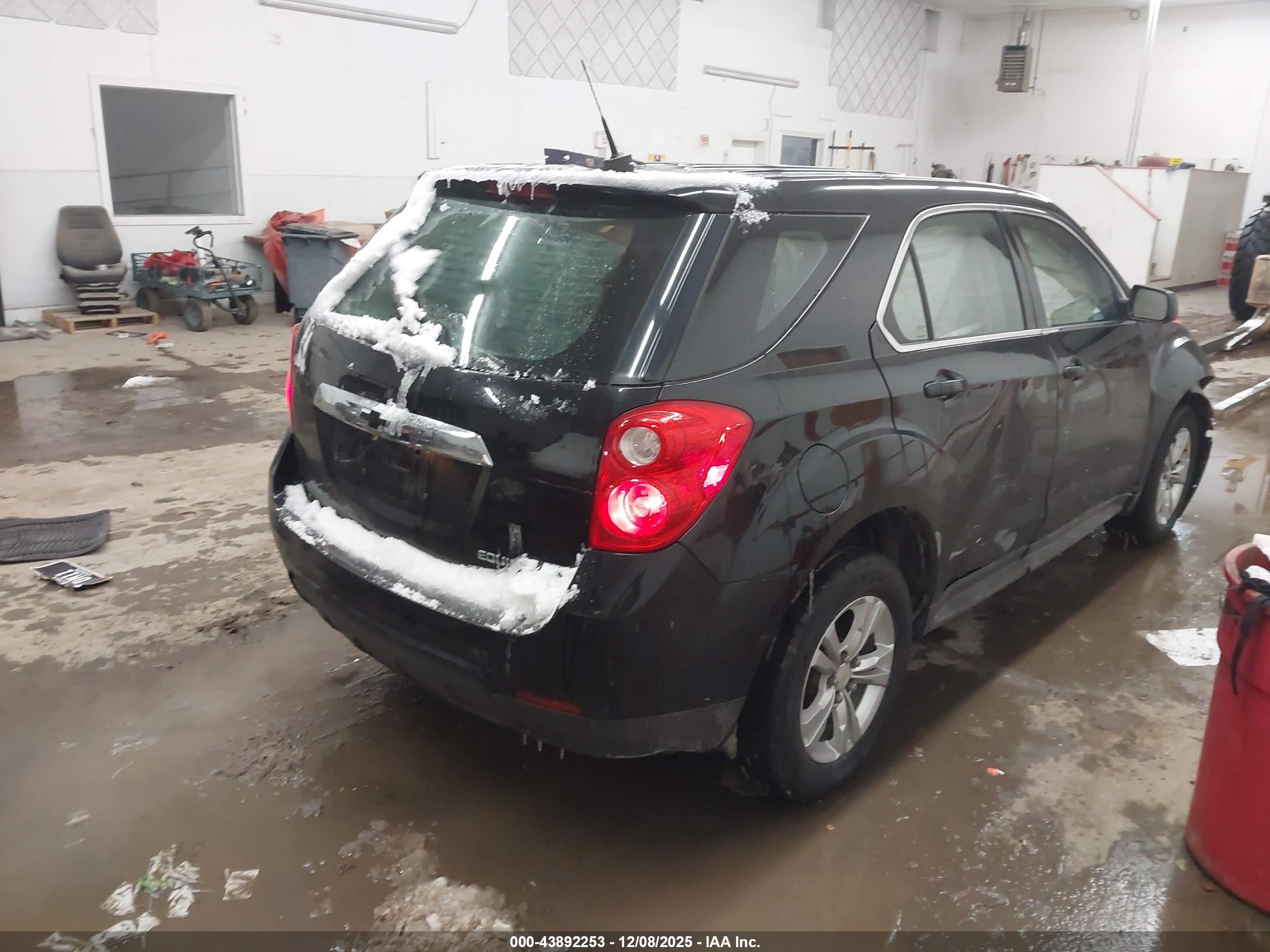 CHEVROLET EQUINOX image 4