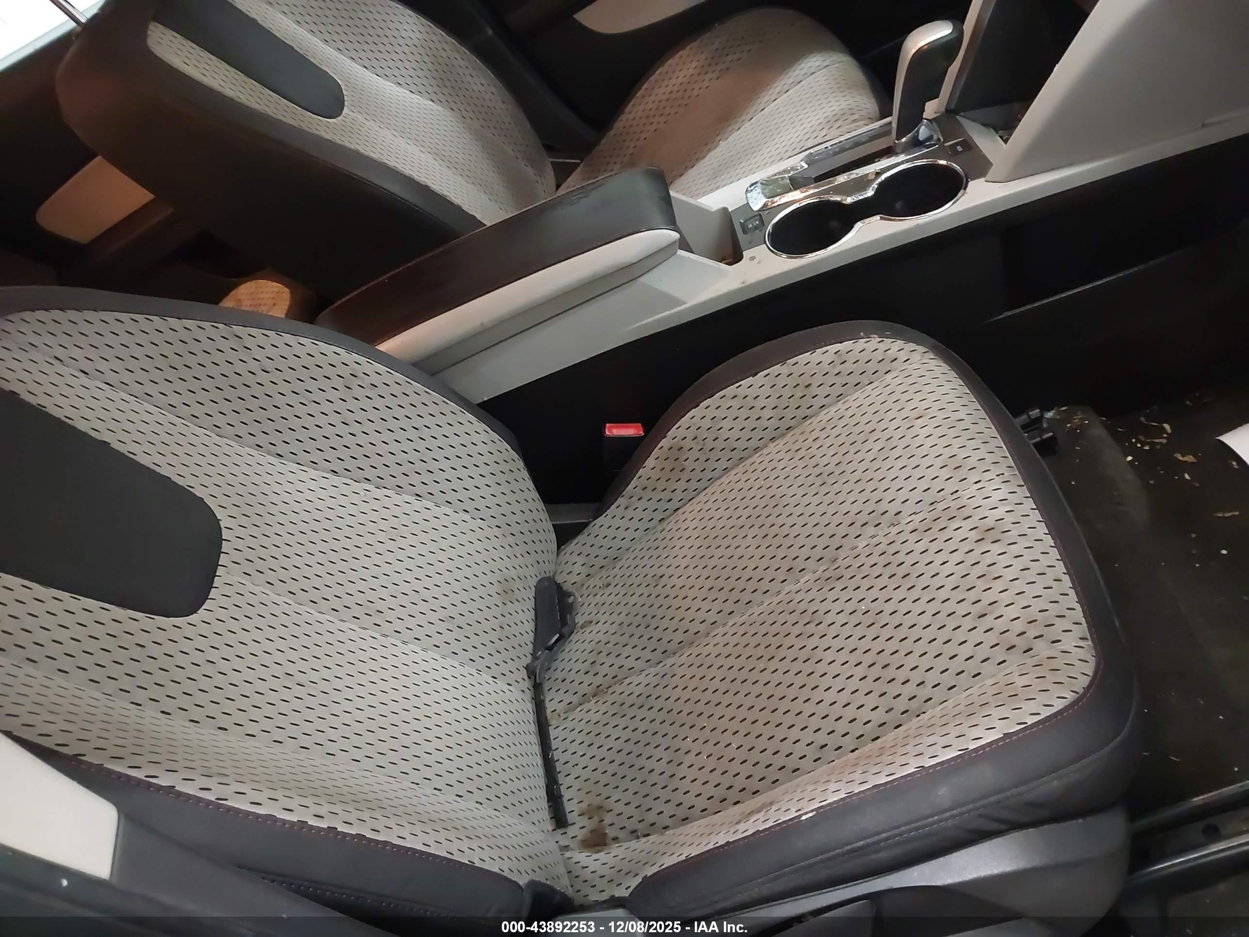 CHEVROLET EQUINOX image 5