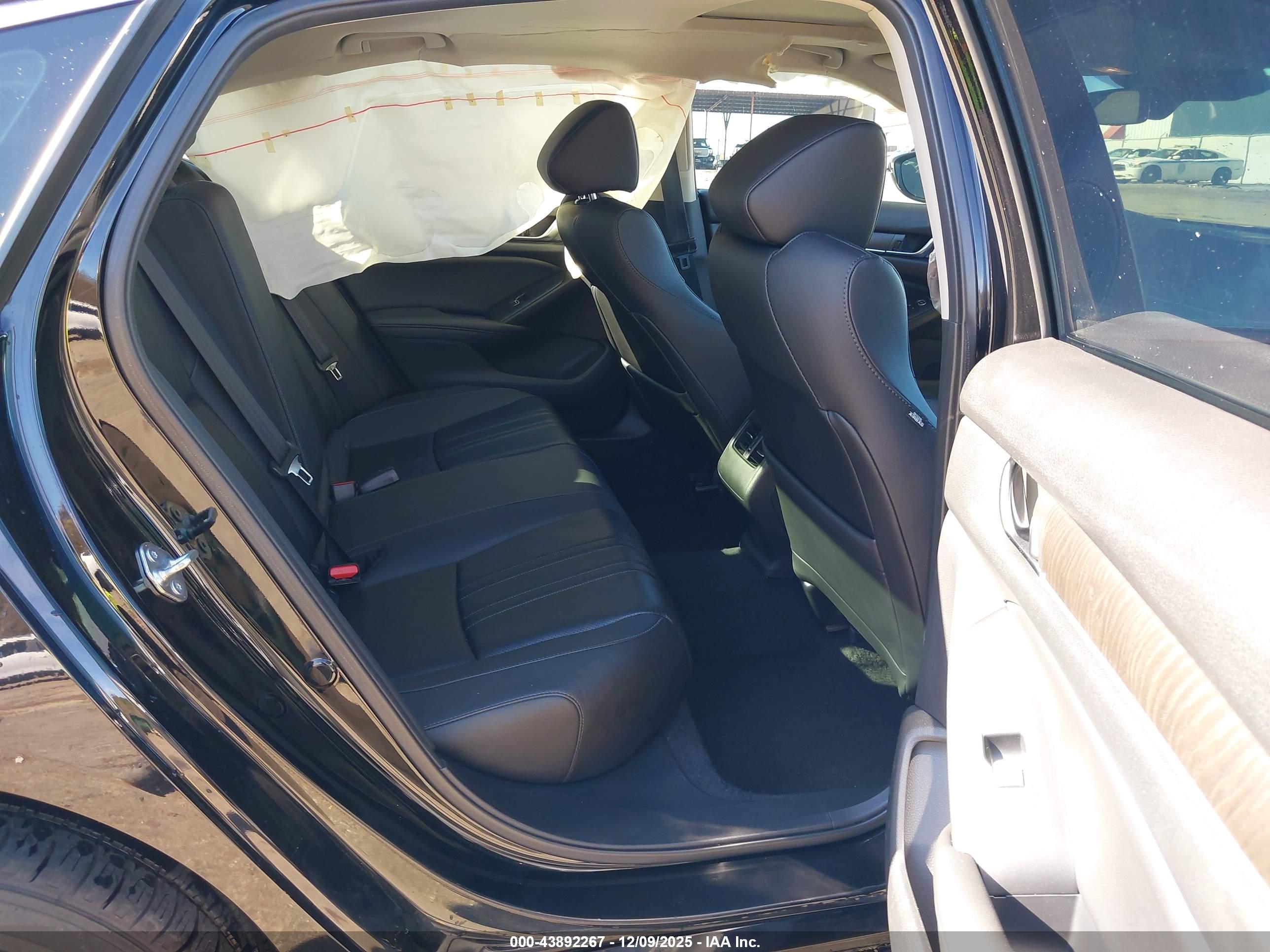 HONDA ACCORD image 8