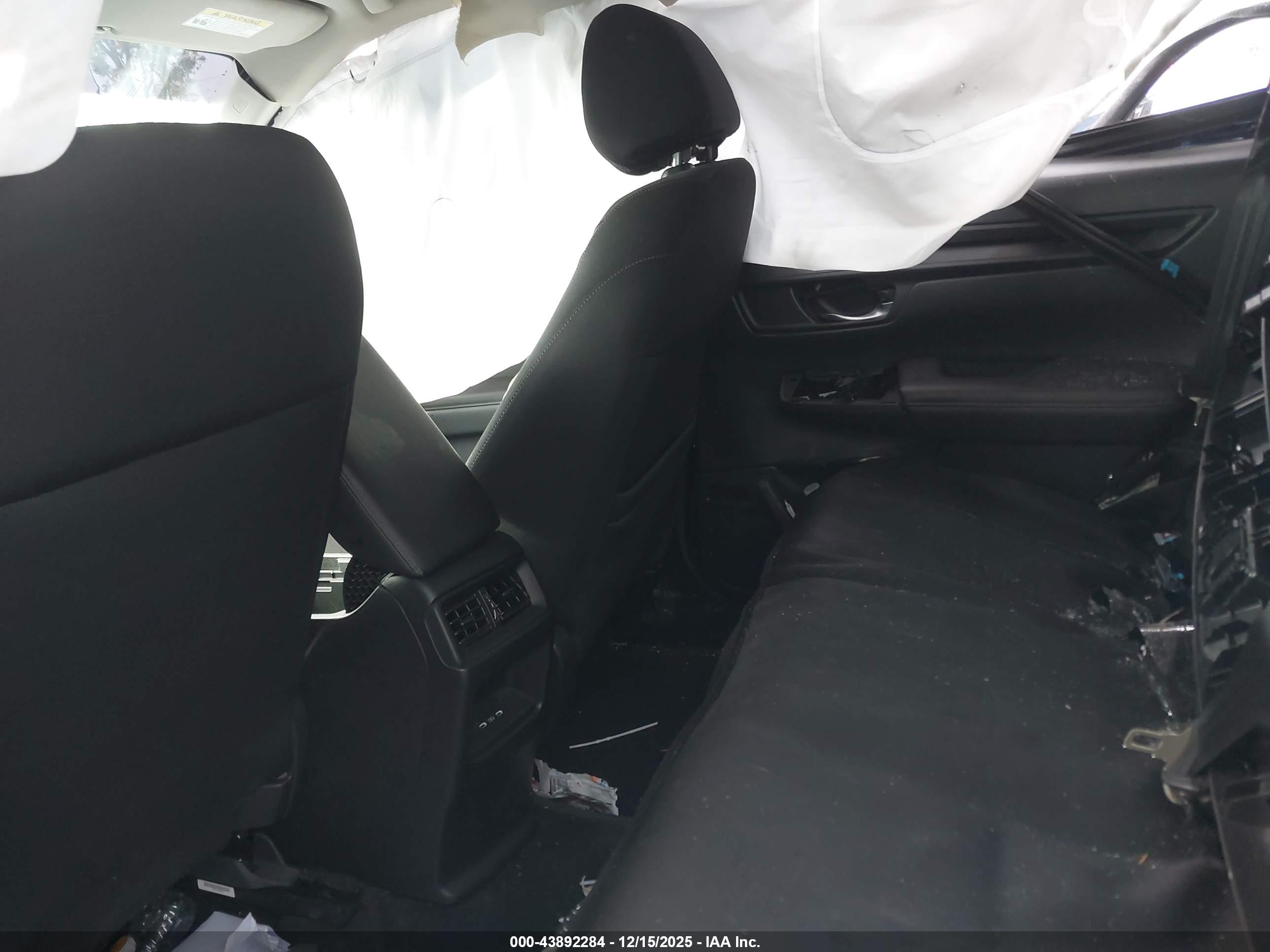HONDA CR-V image 8