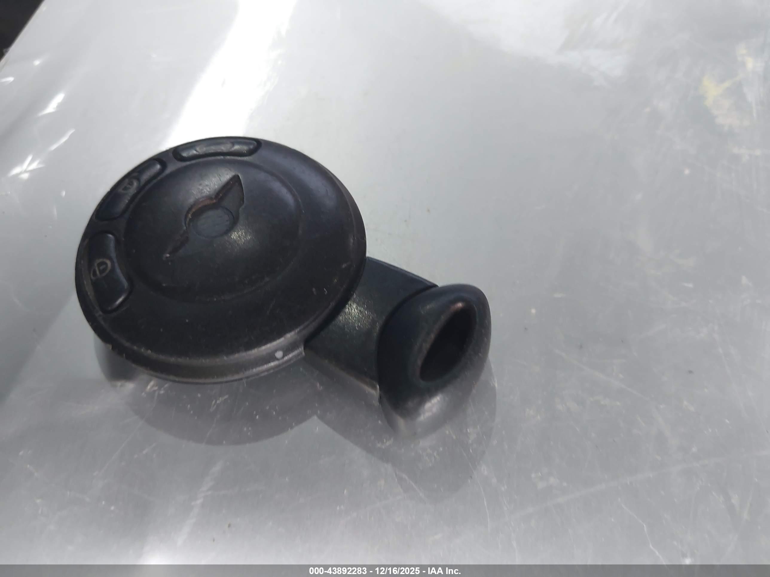 MINI COOPER image 11
