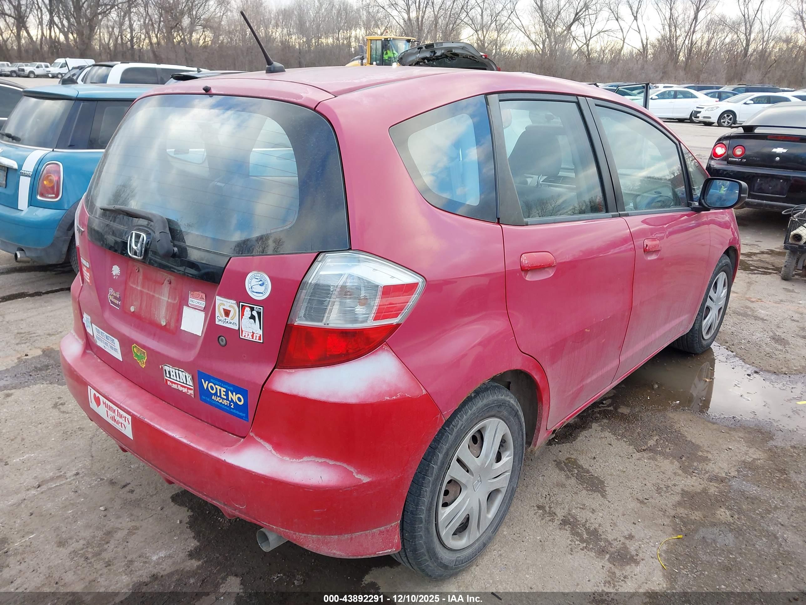 HONDA FIT image 4