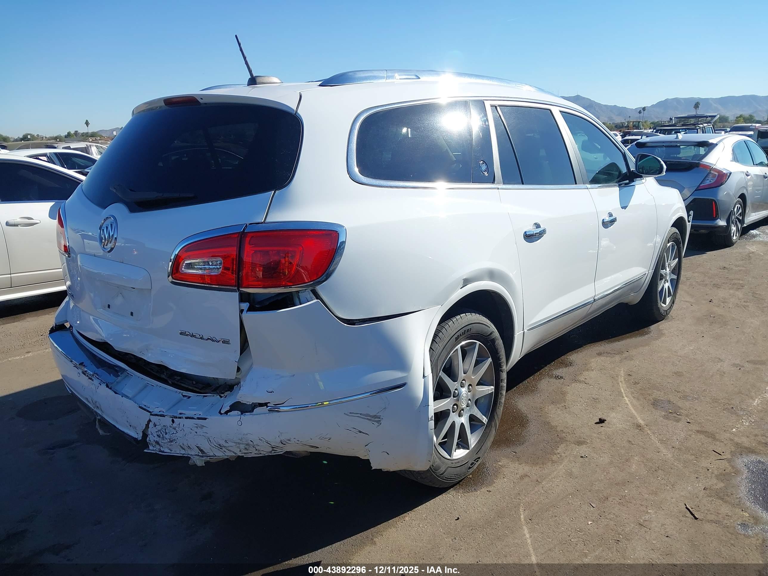 BUICK ENCLAVE image 4