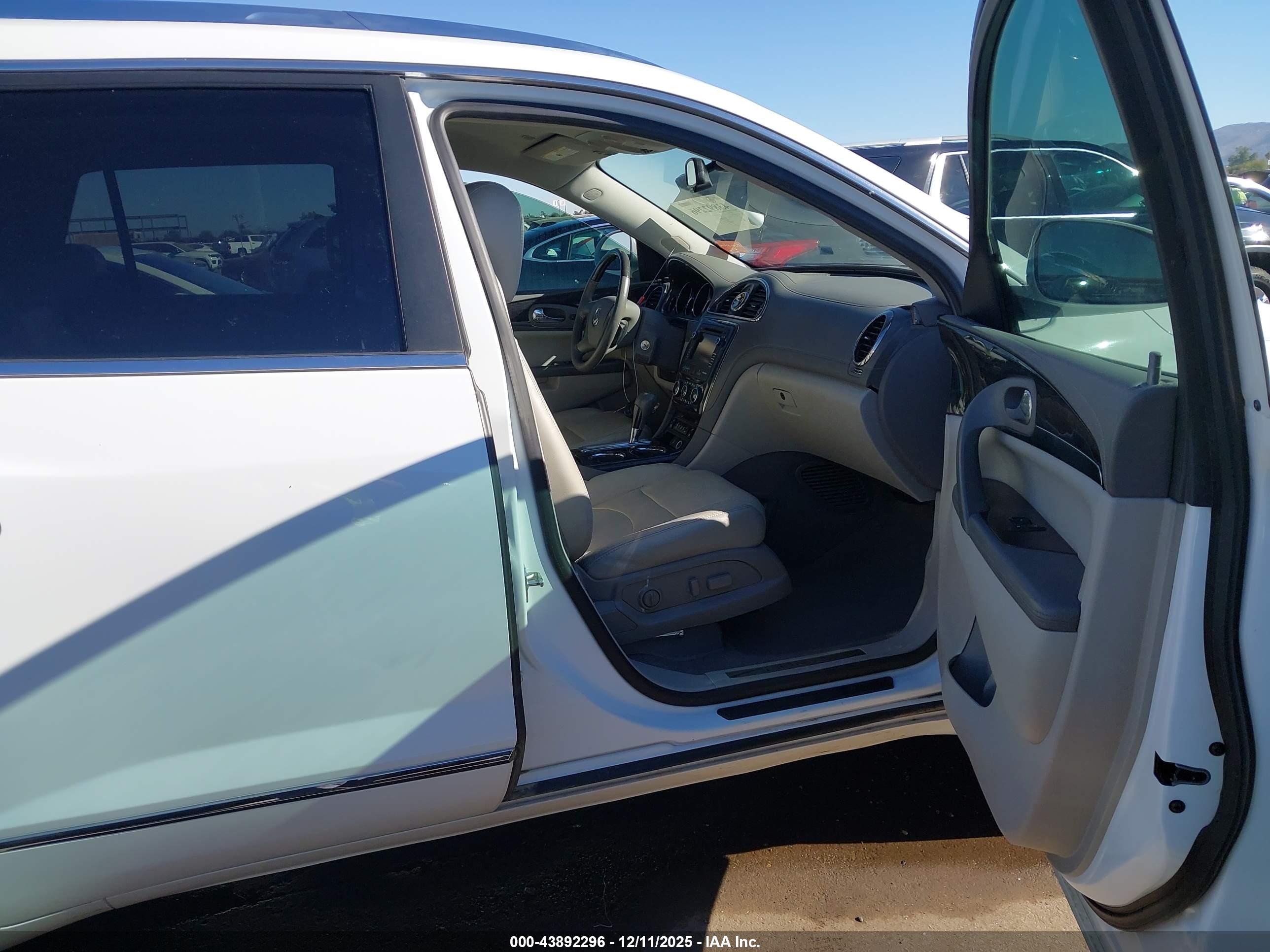BUICK ENCLAVE image 5