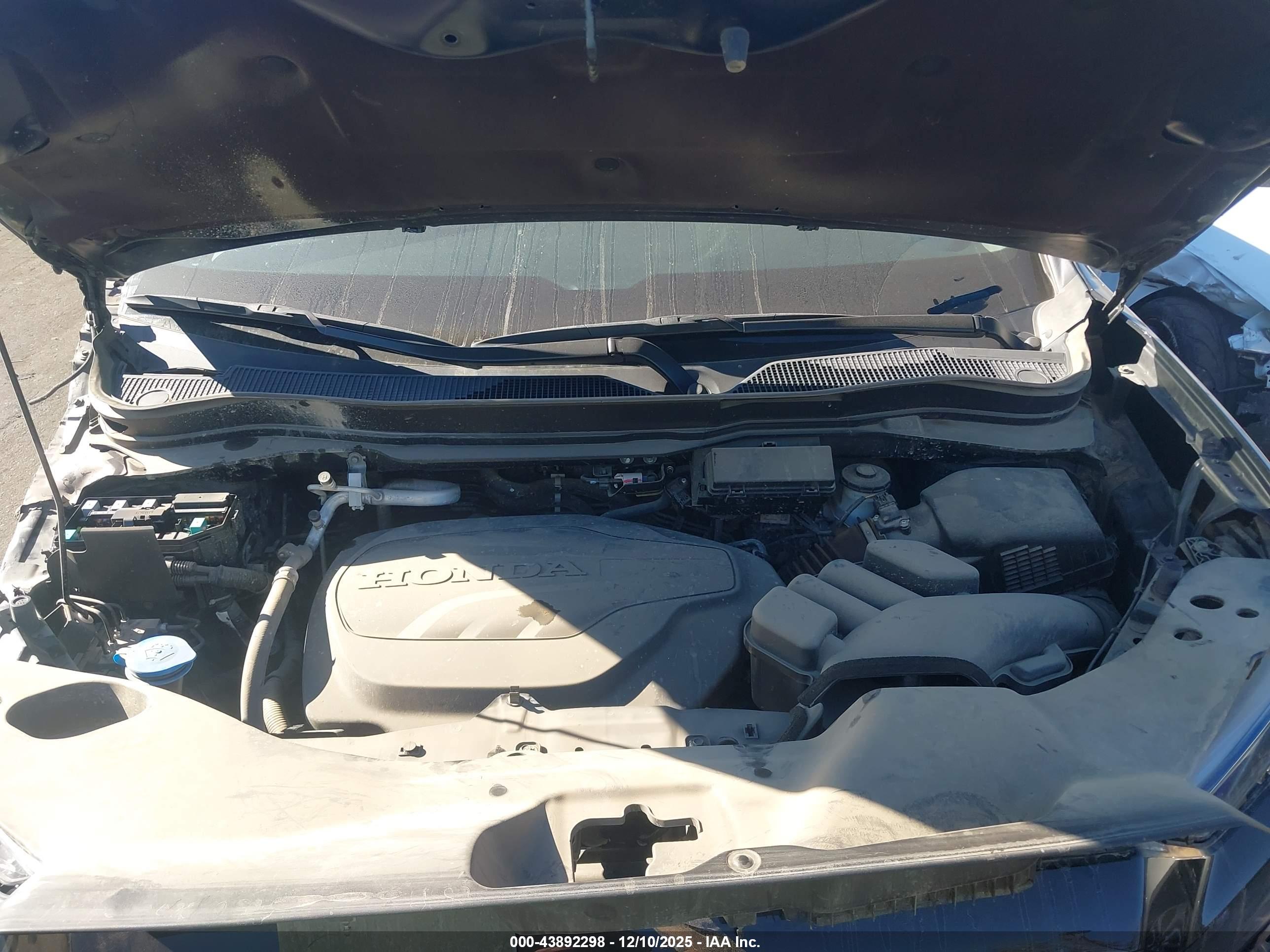 HONDA RIDGELINE image 10