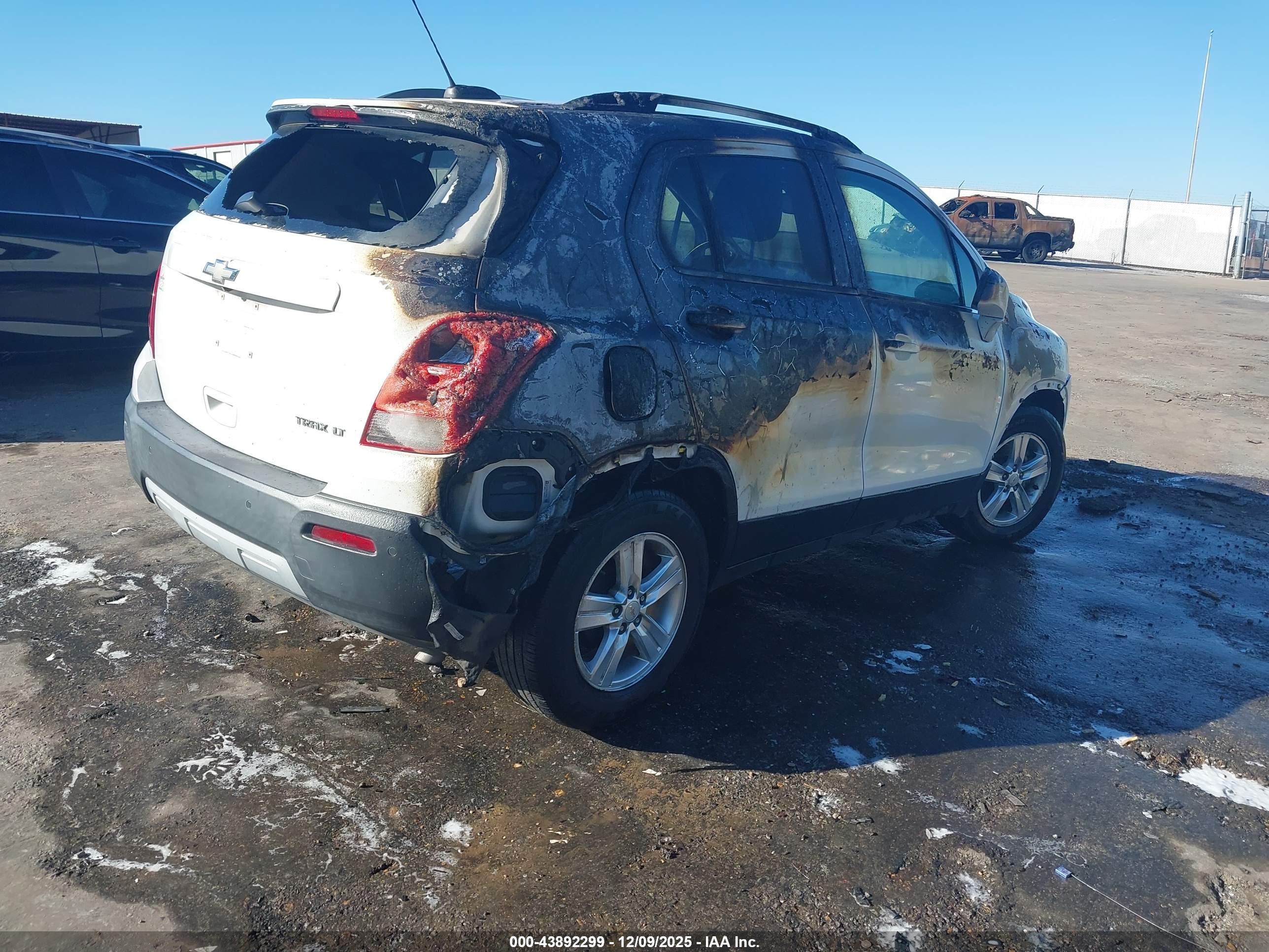 CHEVROLET TRAX image 4